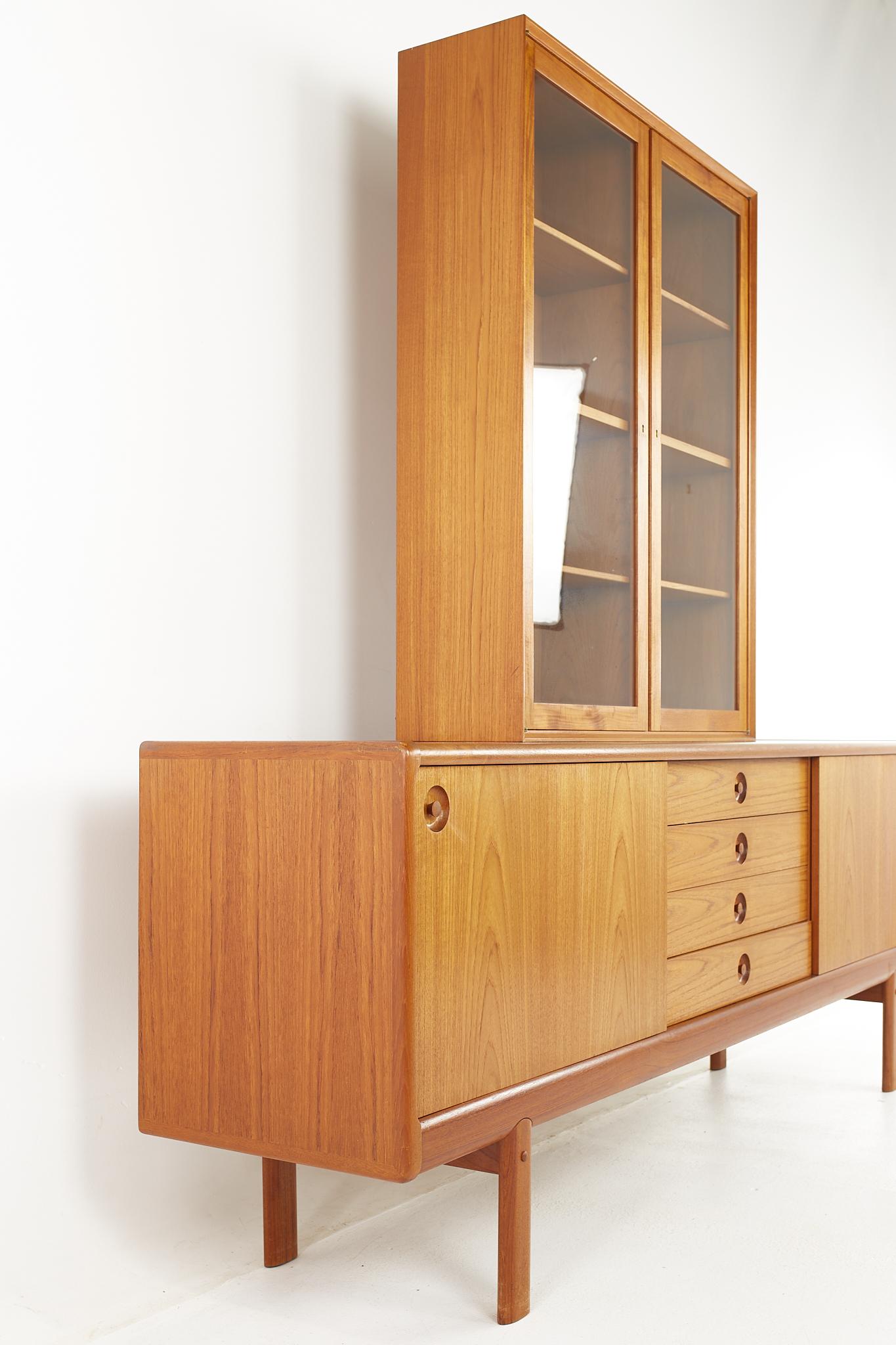 HW Klein for Bramin Møbler Mid Century Danish Teak Sideboard Credenza with Hutch 1