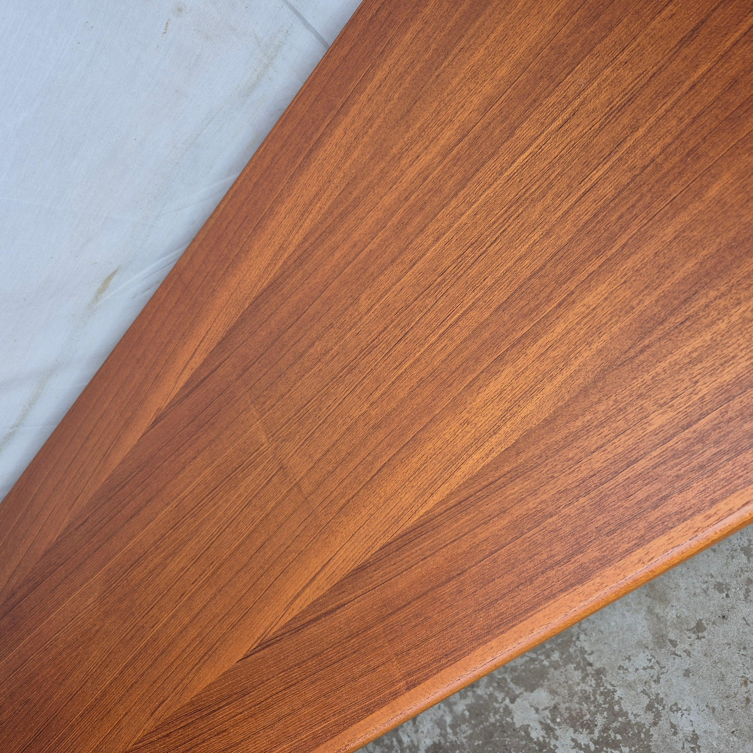 H.W. Klein for Bramin Mid Century Vintage Danish sideboard 60s 8