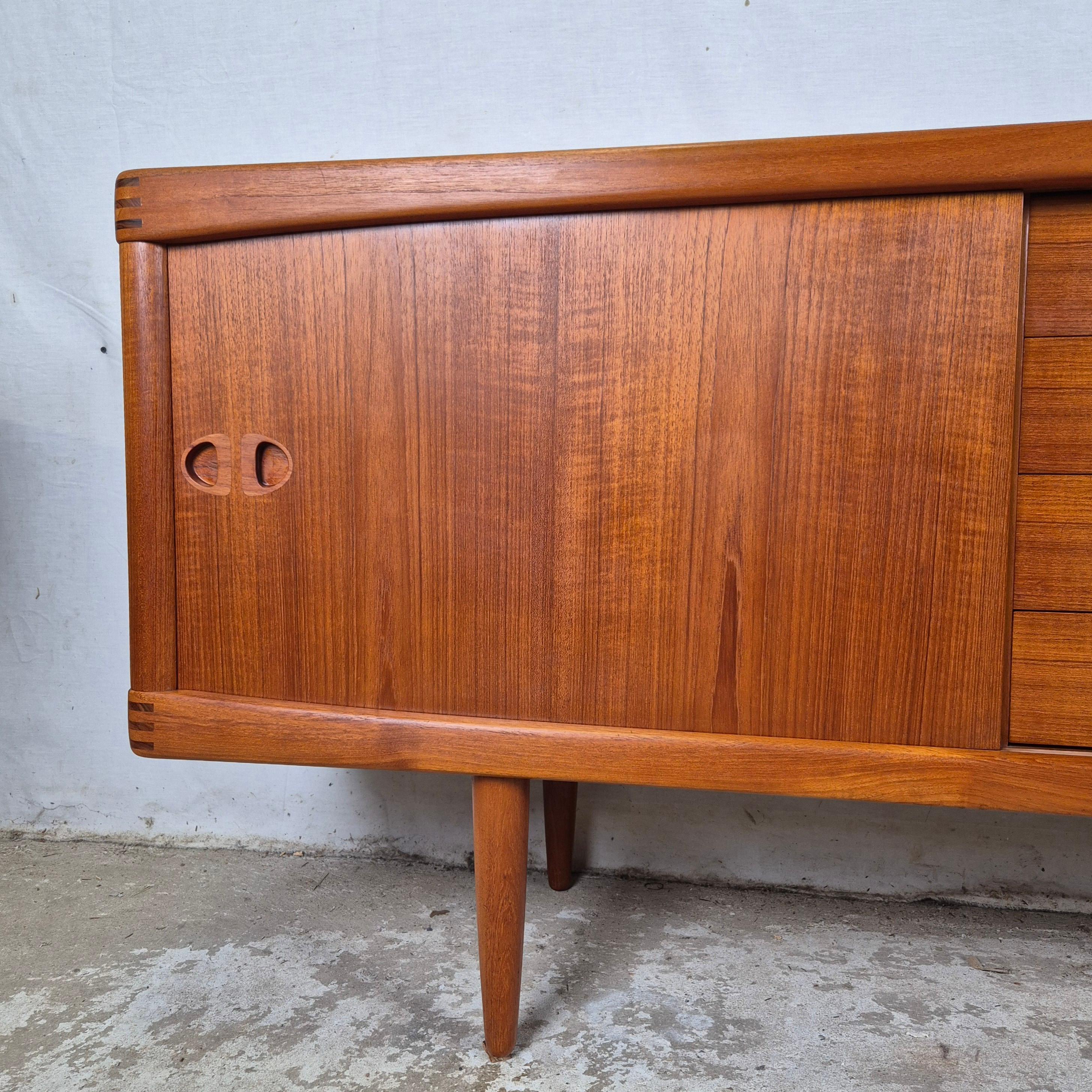 H.W. Klein for Bramin Mid Century Vintage Danish sideboard 60s 1