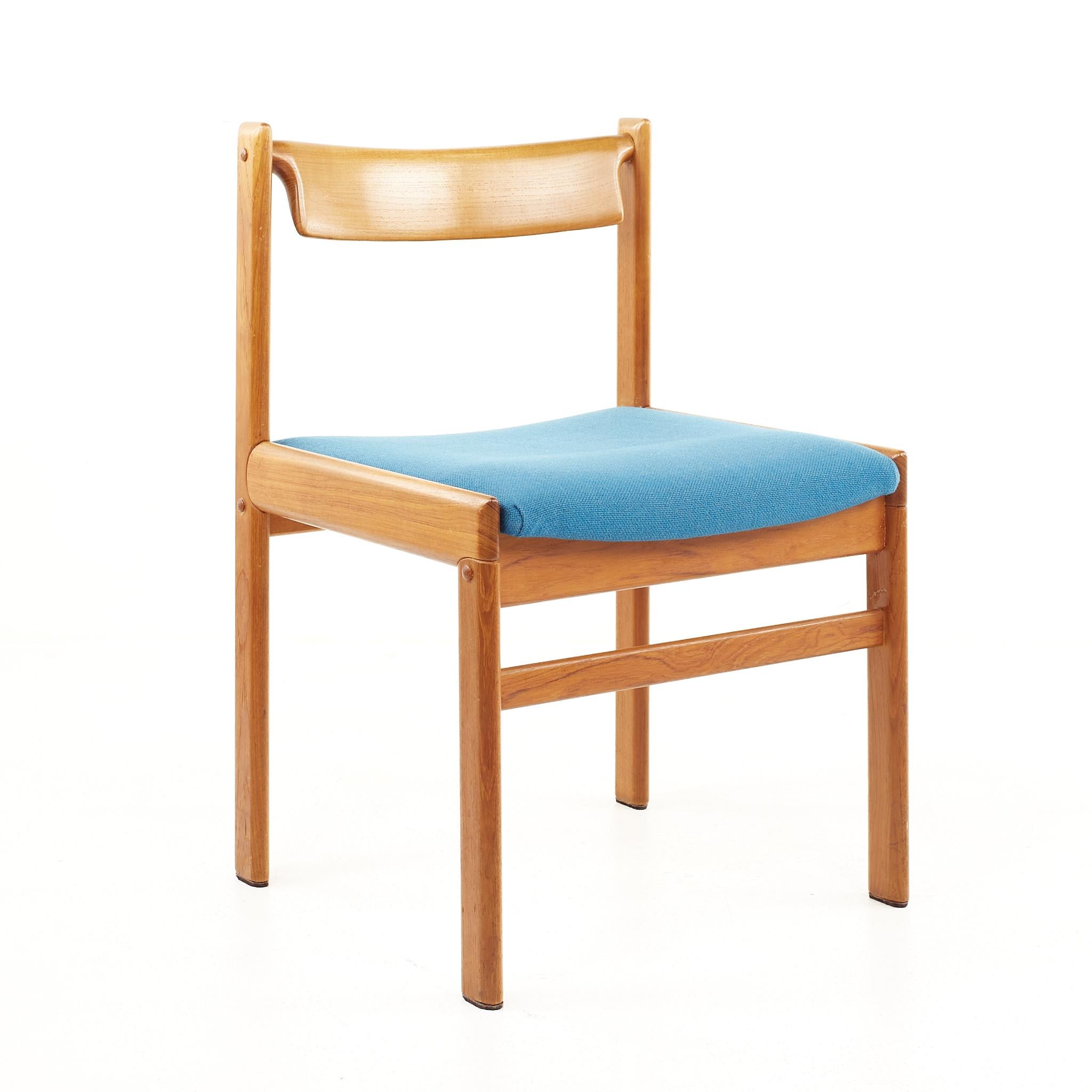 HW Klein For Bramin Mobler Mid Century Danish Teak Dining Chairs, Set of 6 In Good Condition For Sale In Countryside, IL