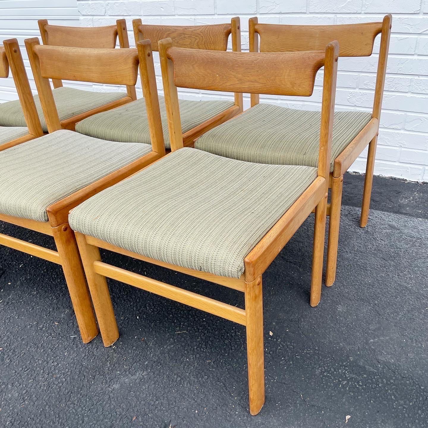 Hw Klein for Bramin Oak Danish Modern Dining Chairs, Set of 6 In Good Condition For Sale In Fort Lauderdale, FL