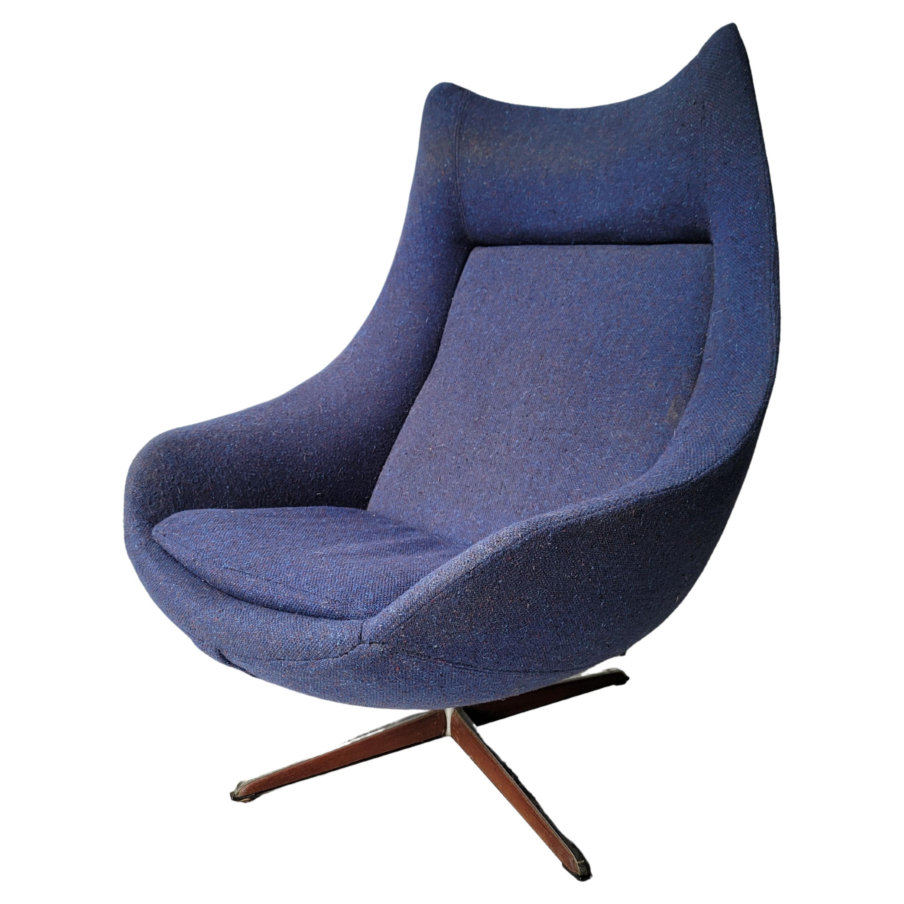 H.W. Klein for Bramin Swivel Lounge Chair