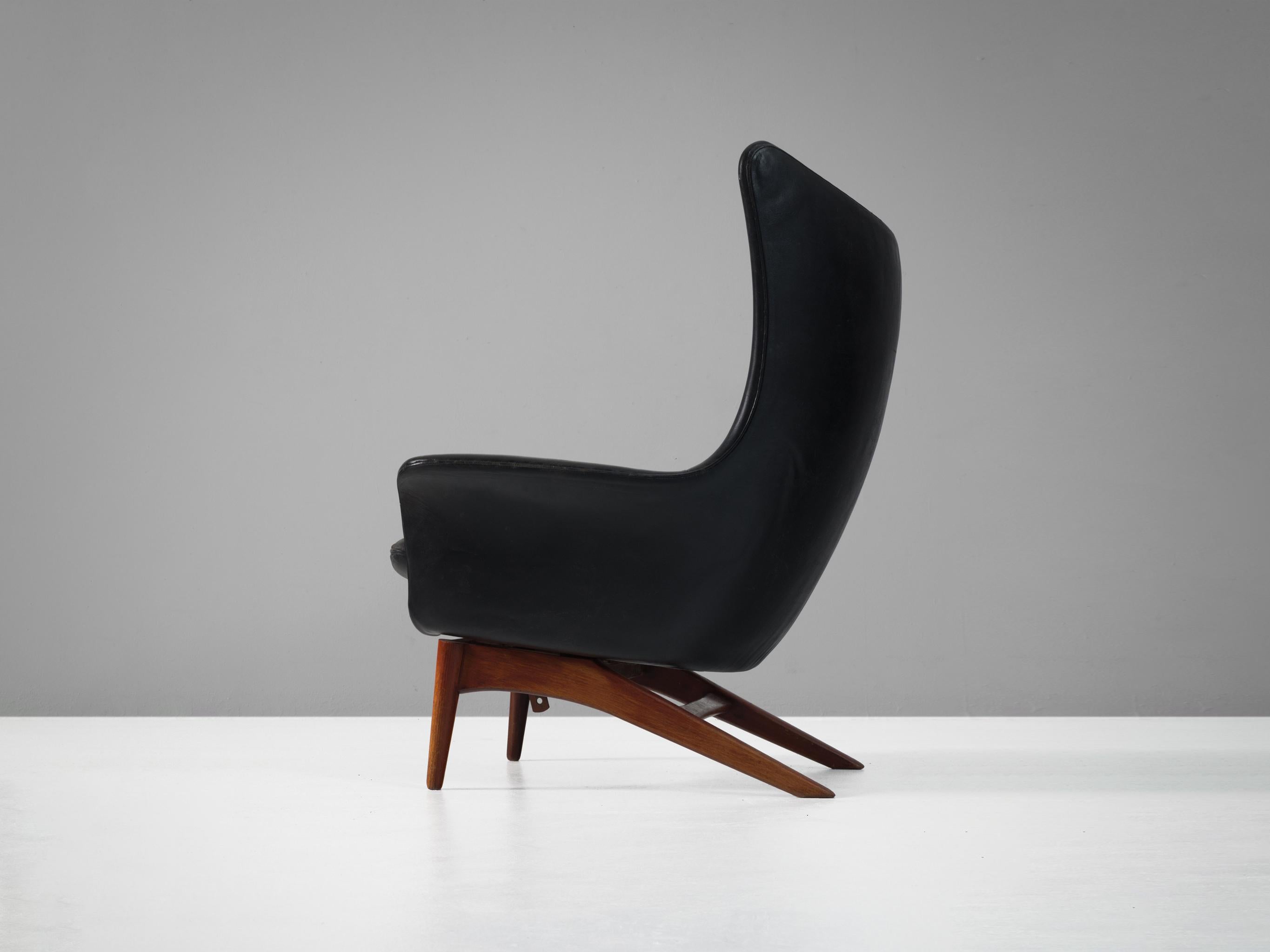 H.W. Klein Lounge Chair in Black Leather Upholstery  For Sale 1