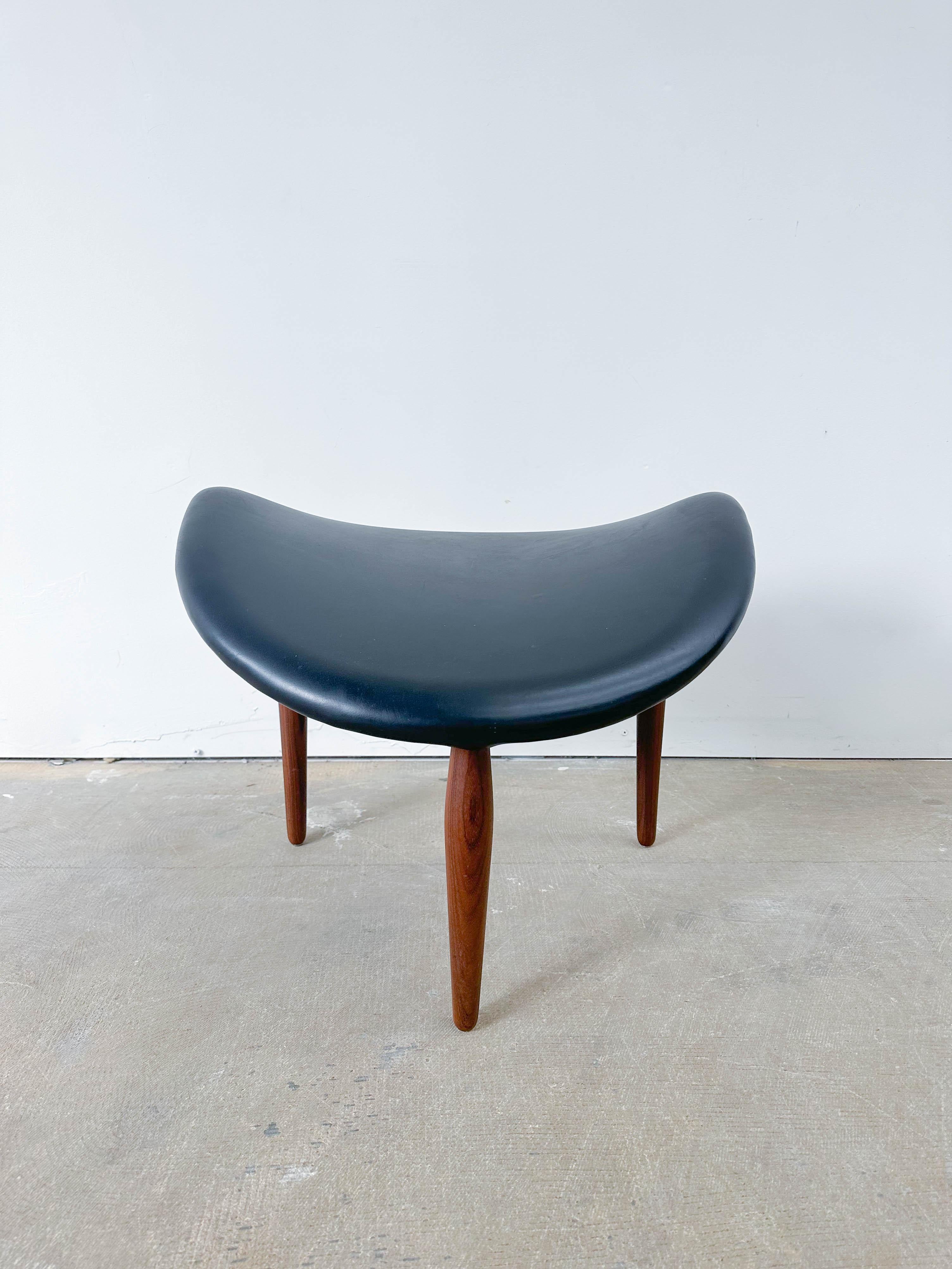Hard to find sculptural and organic modern ottoman deisgned by H.W. Klein for Bramin in the 1950s. Typically paired with the dramatic wingback chair Klein also designed, this ottoman packs a solid design punch with its hyperbolic parabaloid surface