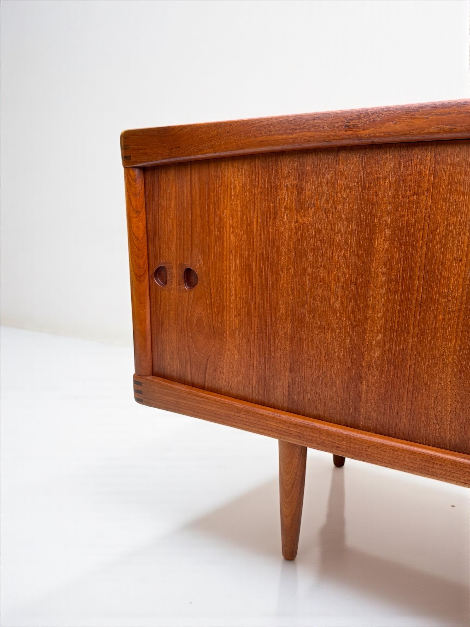 H.W. Klein Teak Sideboard for Bramin, Denmark 1960's For Sale 2