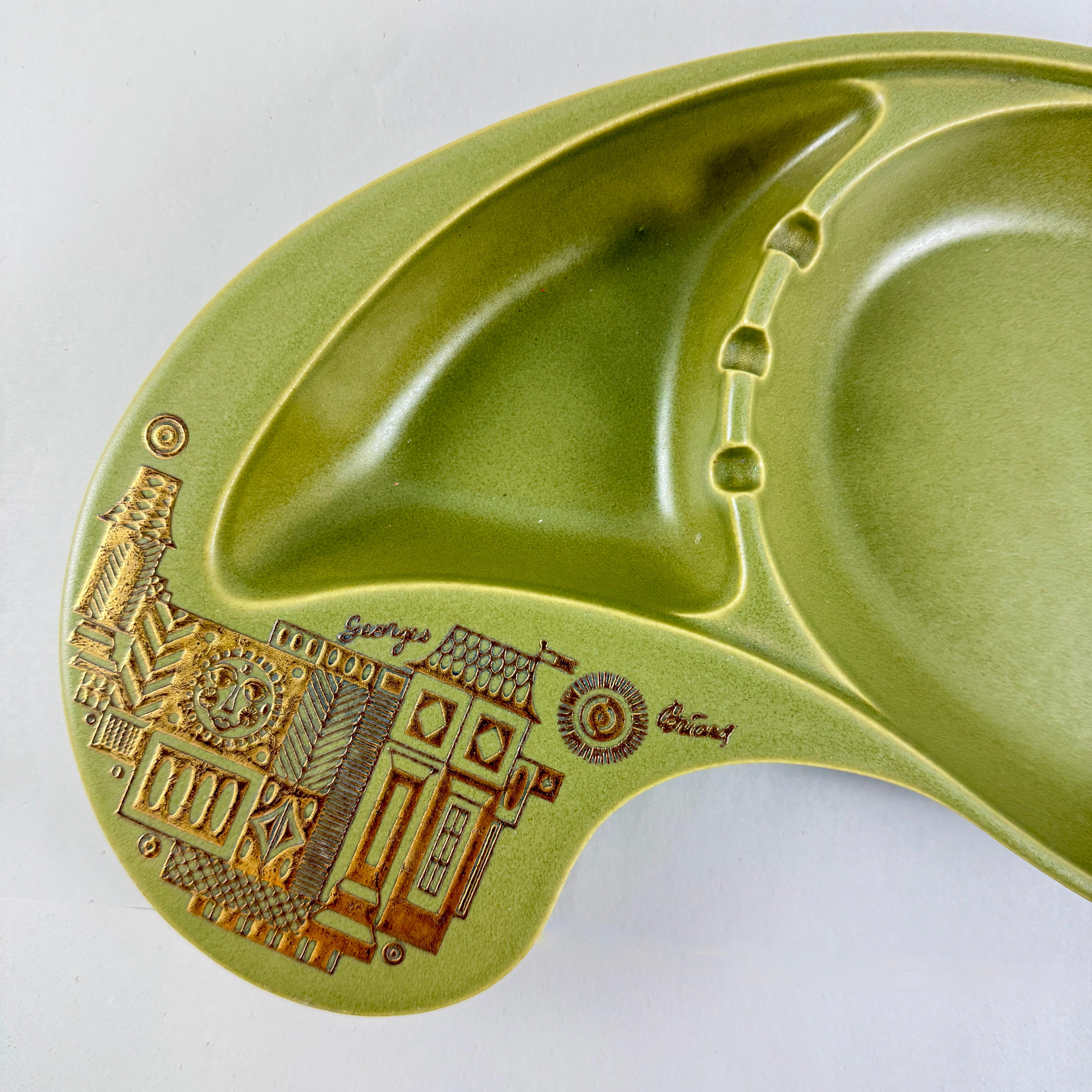 Émaillé Cendrier Briard en porcelaine Greene & Greene Greene, 1960s en vente