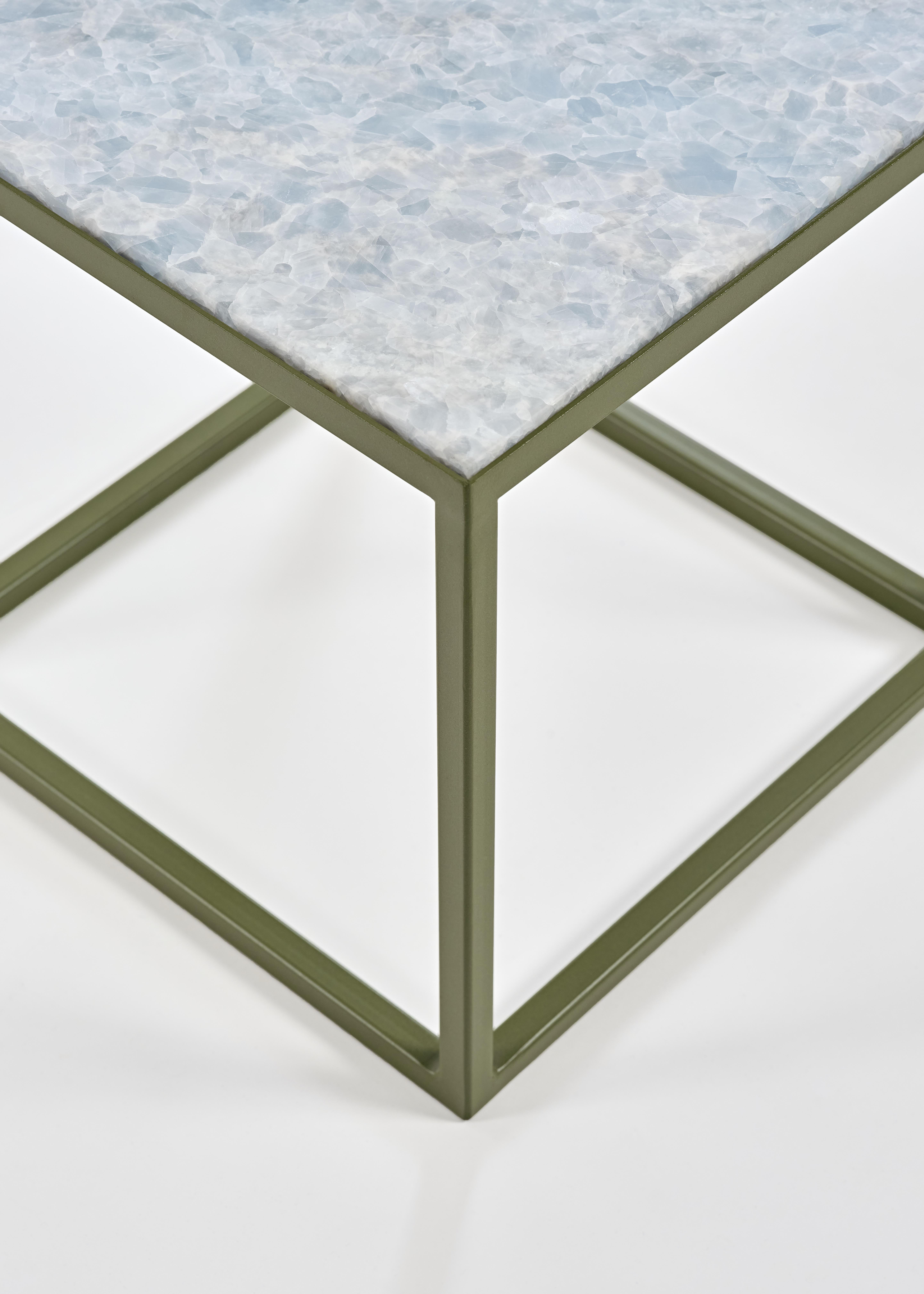 XXIe siècle et contemporain Table d'appoint hybride moderne personnalisable en bois de pierre et verre par Pieces en vente