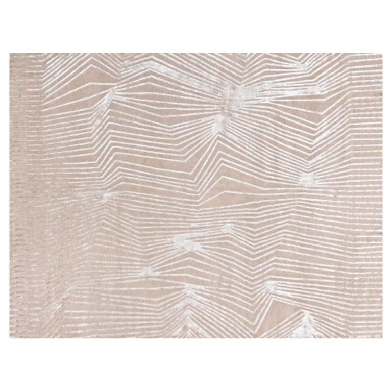HYDRA 400 rug by Illulian
Dimensions: D400 x H300 cm 
Materials: Wool 50%, Silk 50%
Variations available and prices may vary according to materials and sizes. 

Illulian, historic and prestigious rug company brand, internationally renowned in