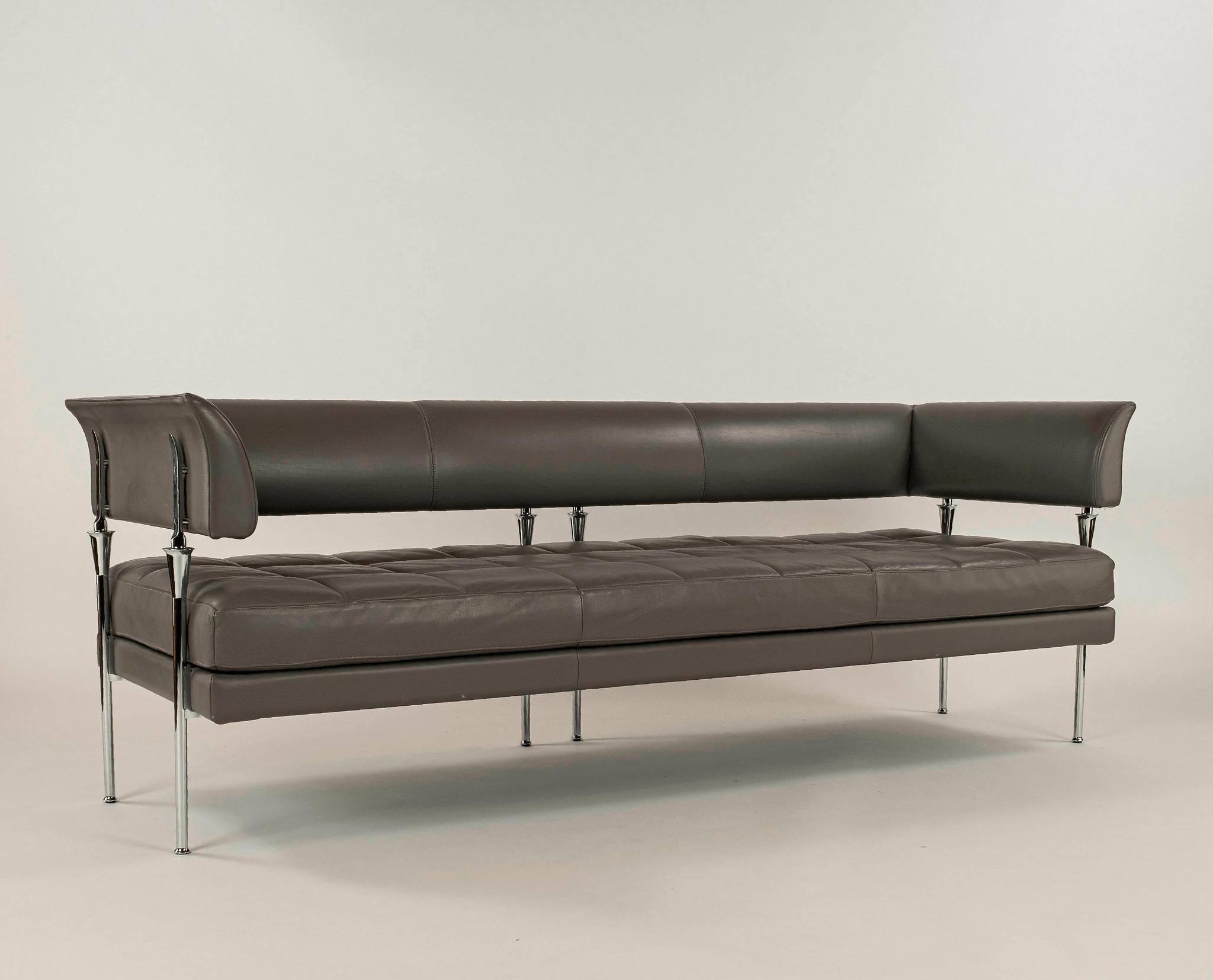 Hydra Castor gray leather and chrome sofa by Luca Scacchetti for Poltrona Frau, Italy, circa 2005. 

