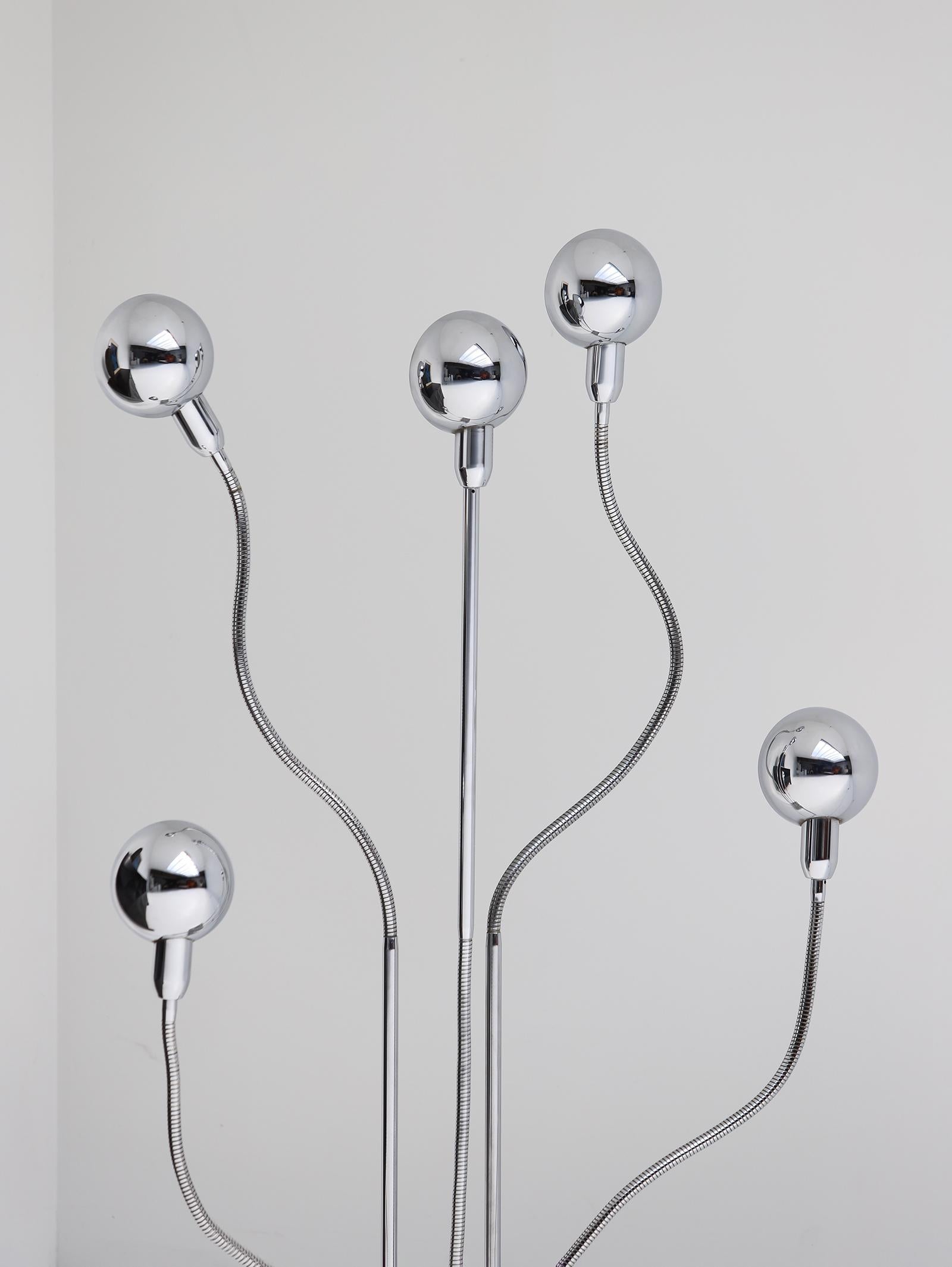 Hydra chrome floor / table lamp by Pierre Folie for Jaques Charpentier 1969 For Sale 4