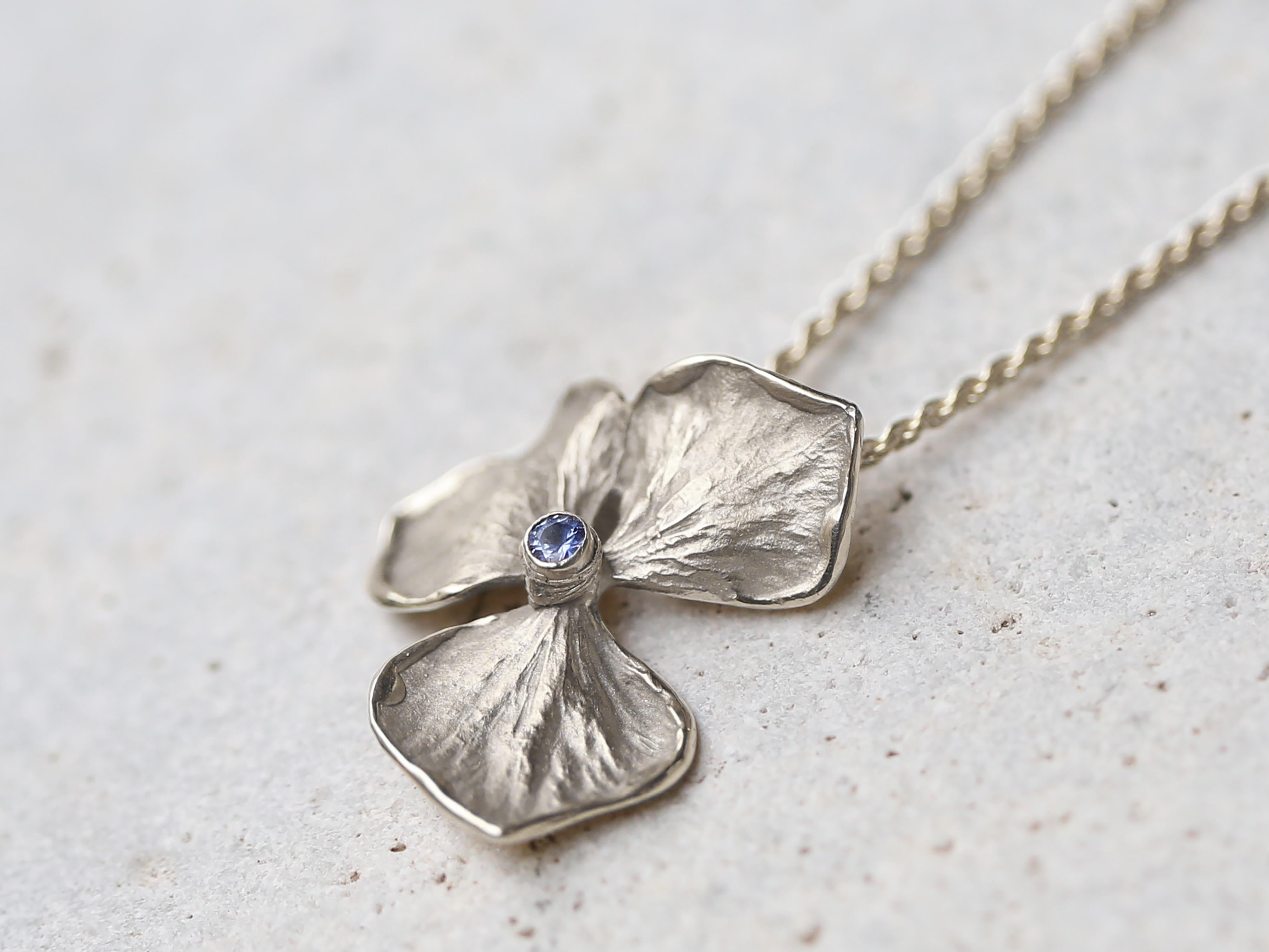 Brilliant Cut Hydrangea Flower Necklace, Solid 14k and 18k White Gold, Blue Sapphire For Sale