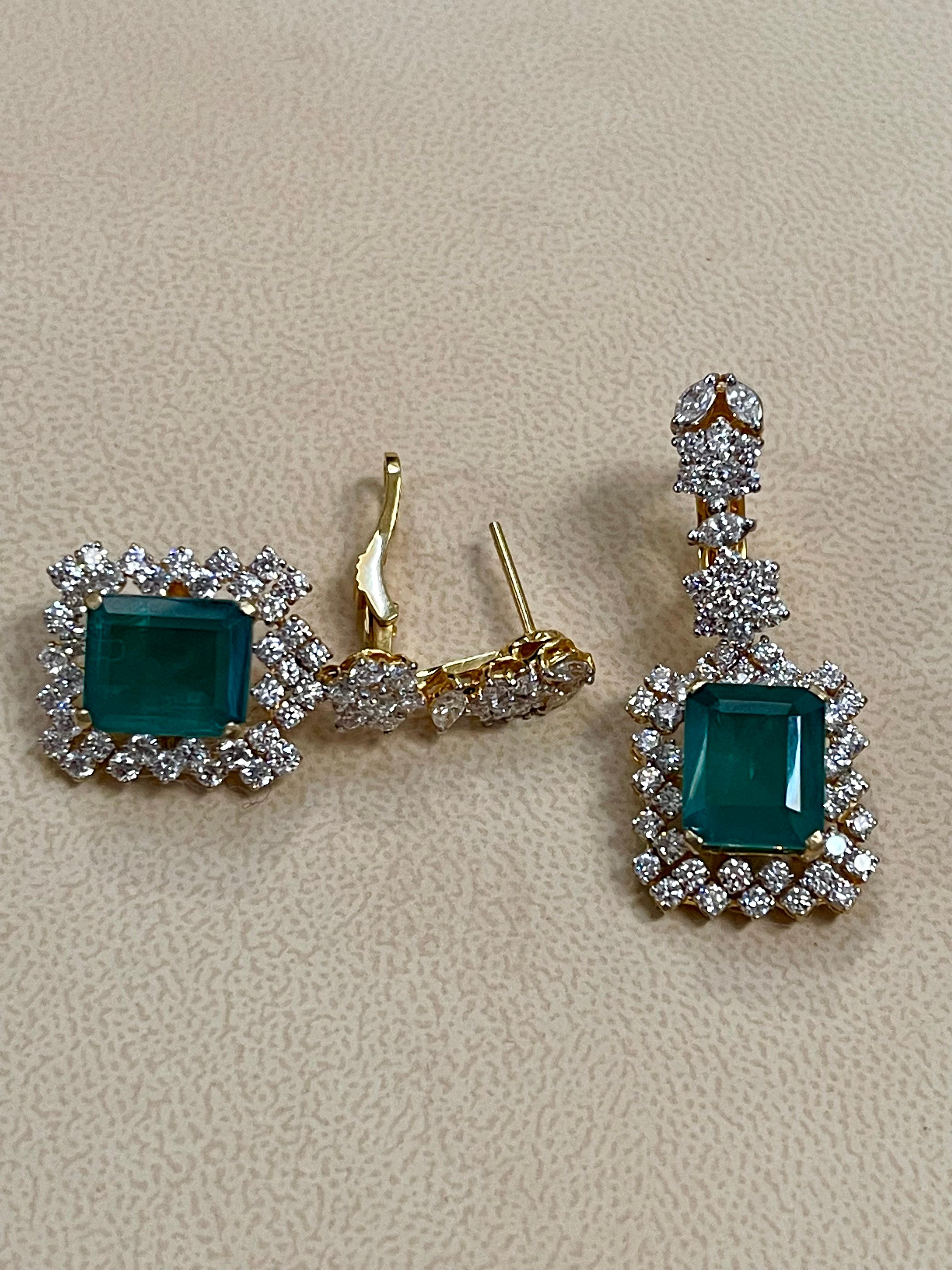 Hydro Emerald Cut Emerald, 7Ct VS Diamond Dangle/Drop Earrings 18 Kt Gold For Sale 7