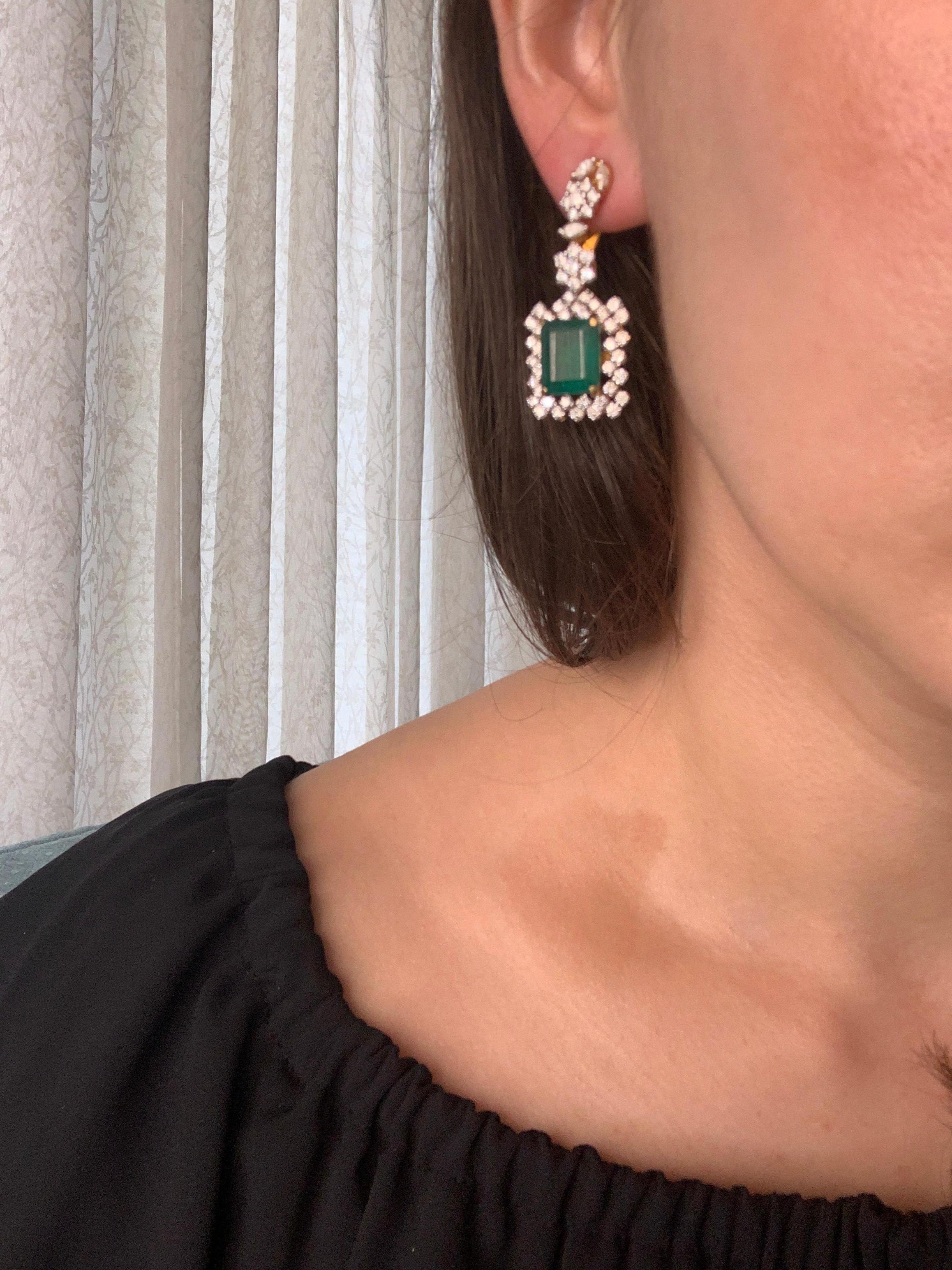 Hydro Emerald Cut Emerald, 7Ct VS Diamond Dangle/Drop Earrings 18 Kt Gold For Sale 13