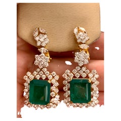 Hydro Emerald Cut Emerald, 7Ct VS Diamond Dangle/Drop Earrings 18 Kt Gold