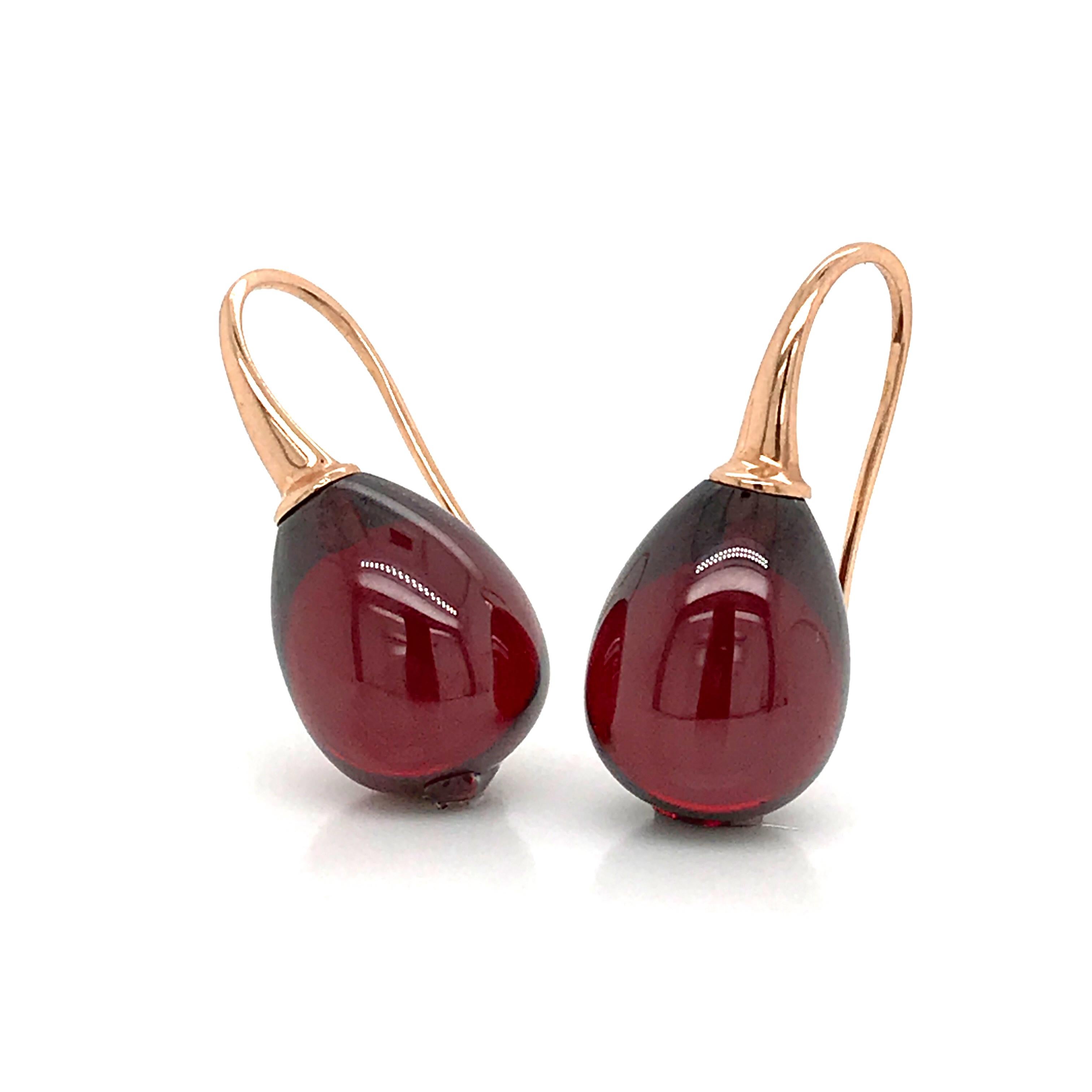Contemporary Hydro Garnet and Rose Gold 18 Karat Drop Earrings