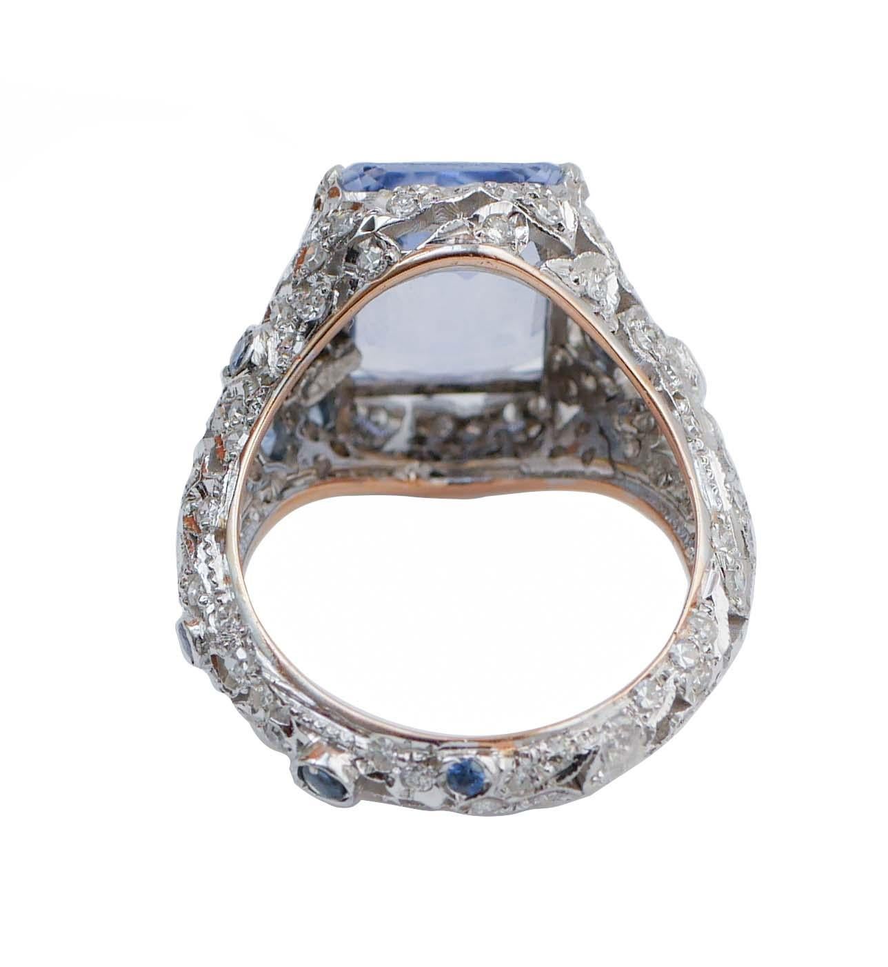Retro Hydrothermal Ceylon Sapphire, Diamonds, Sapphires, 18 Karat White Gold Ring. For Sale