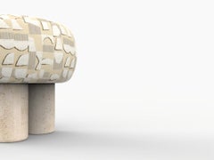 Hygge-Puff entworfen von Saccal Design House Casamance Hymne Beige Travertin