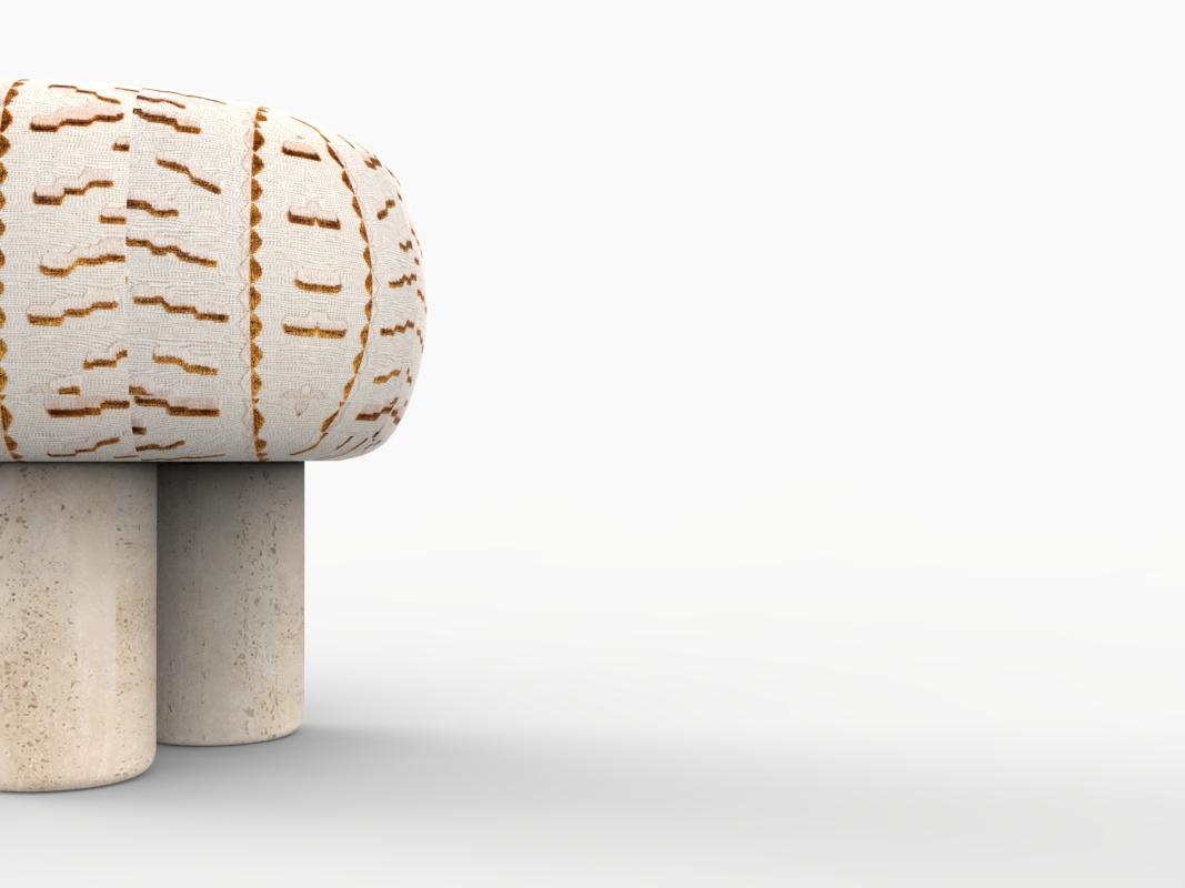Puff Hygge Diseñado por Saccal Design House en tejido para exterior Dedar Tiger Beat Milano y Travertino

La Colección Hygge se inspira en la arquitectura contemporánea de Portugal, habla de su pasado románico honrando las geometrías antiguas, como