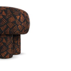 Hygge Puff Designed by Saccal Design House in tessuto Marin Kuba & Travertino