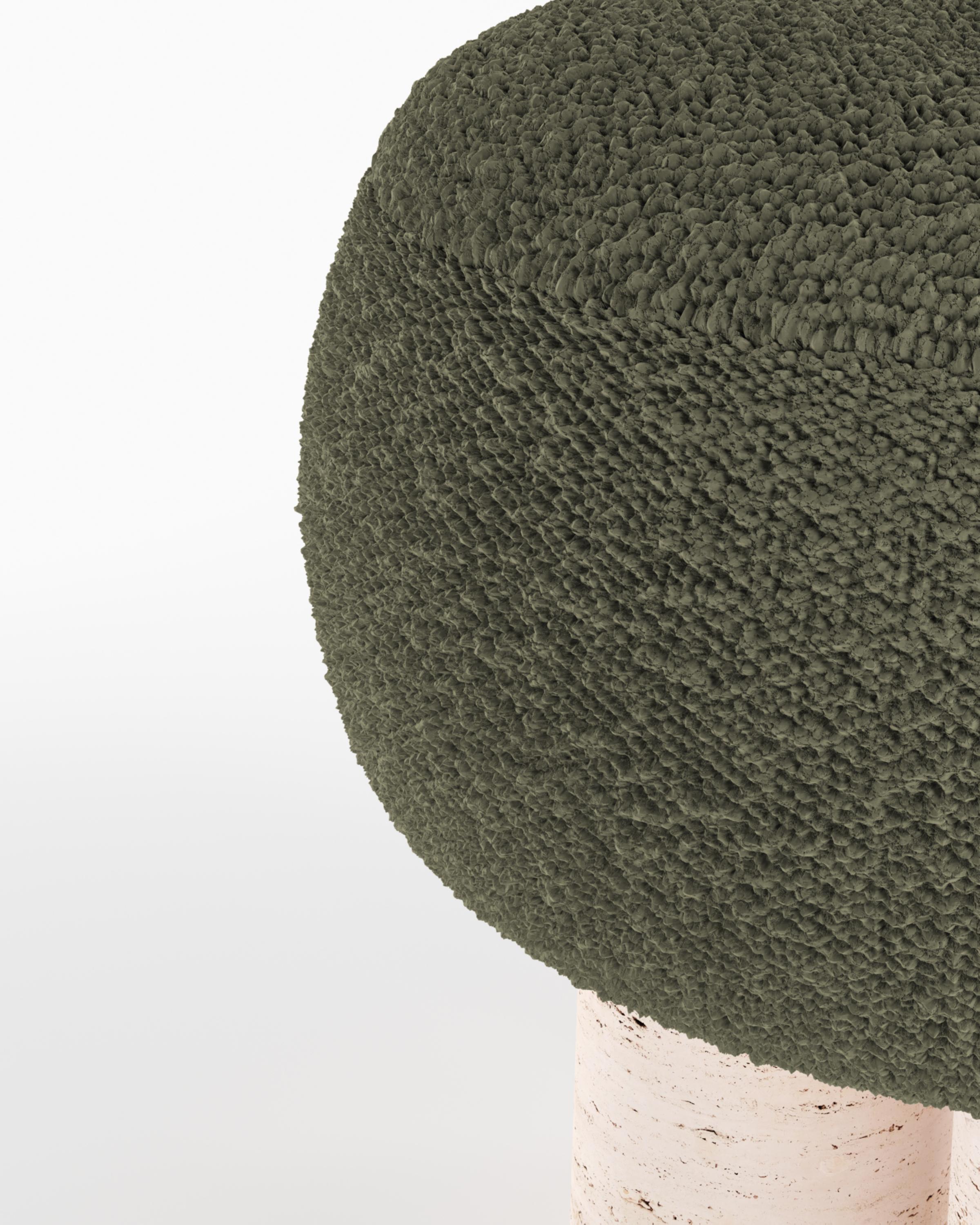 XXI secolo e contemporaneo Sgabello Hygge Progettato da Saccal Design House Boucle Olive Travertino in vendita