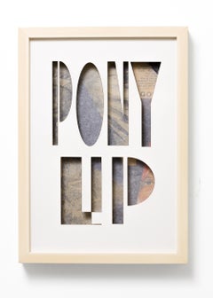 « Pony Up (Sententia Sectum) », assemblage encadré composé d'un texte en papier et d'un collage en couches superposées