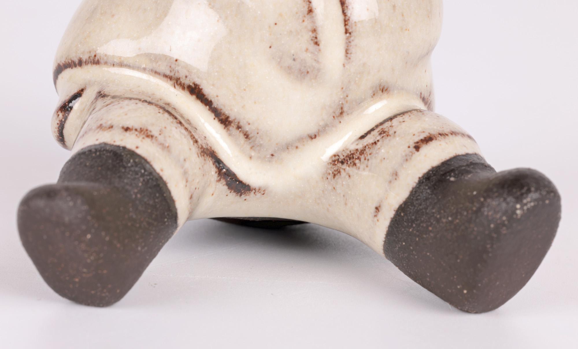 Mid-Century Modern Figure Eskimo en poterie danoise d'art du milieu du siècle en vente