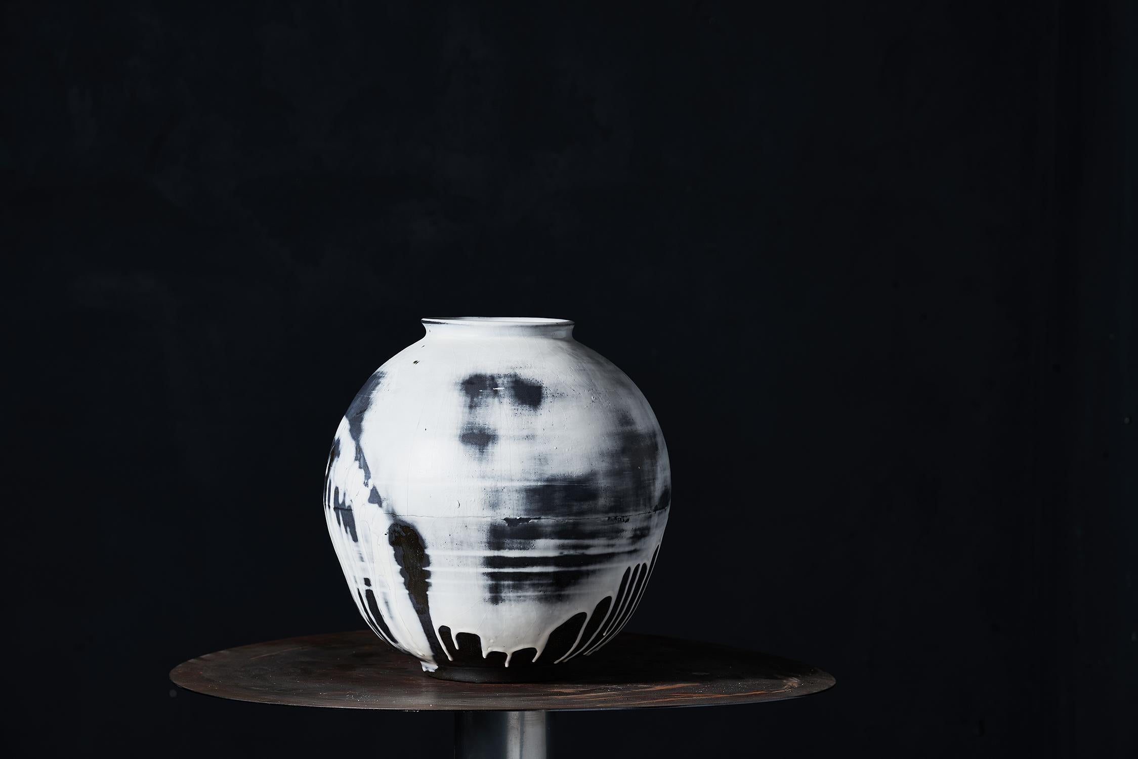 Monochromatic Landscape Moon Jar II - Contemporary Sculpture by Hyosun Kim