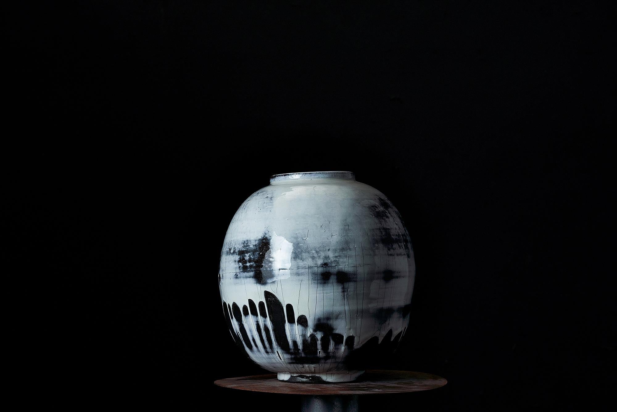 Hyosun Kim Still-Life Sculpture – Monochromatic Landscape Moon Jar IV