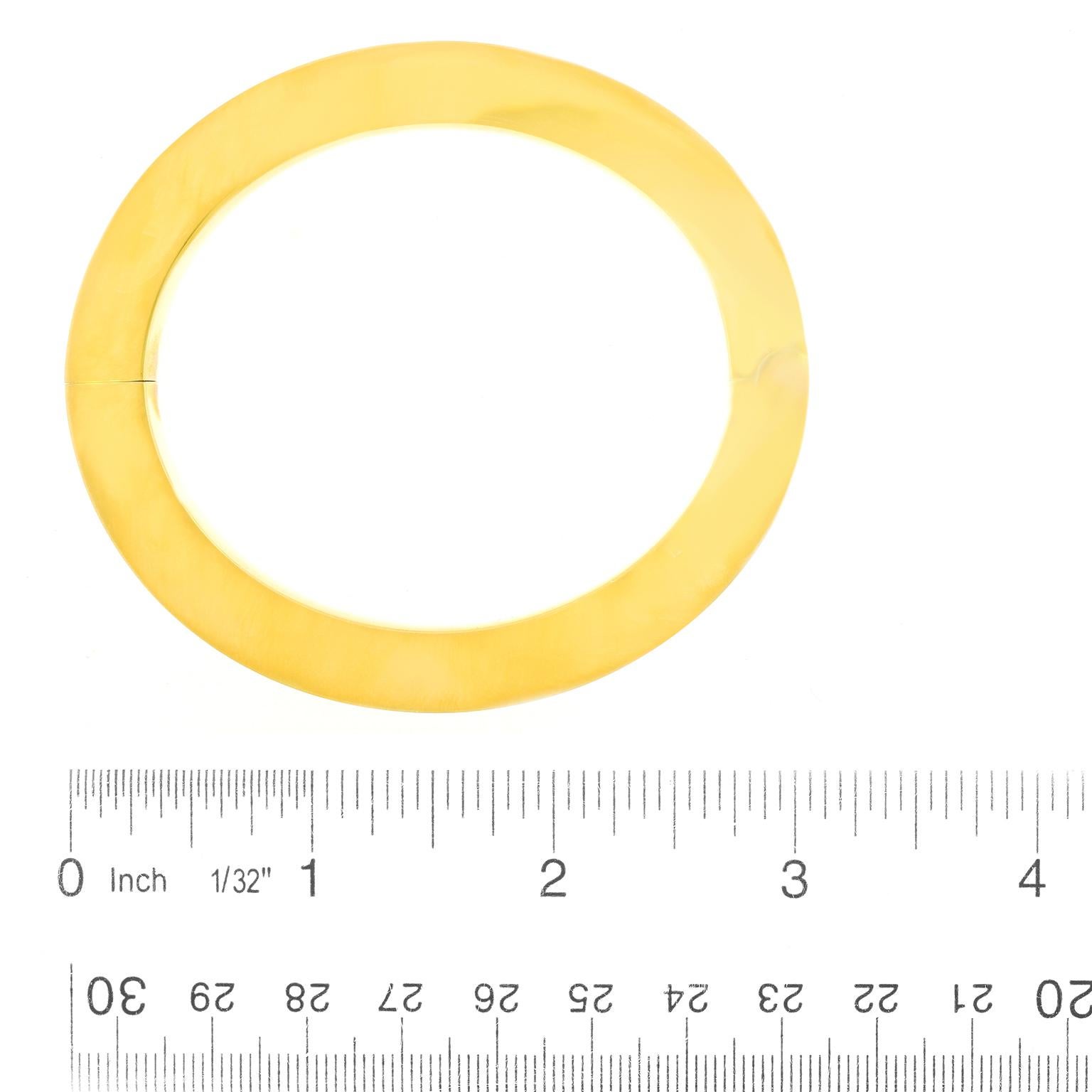 Hyper-Modern Yellow Gold Bangle In Excellent Condition In Litchfield, CT