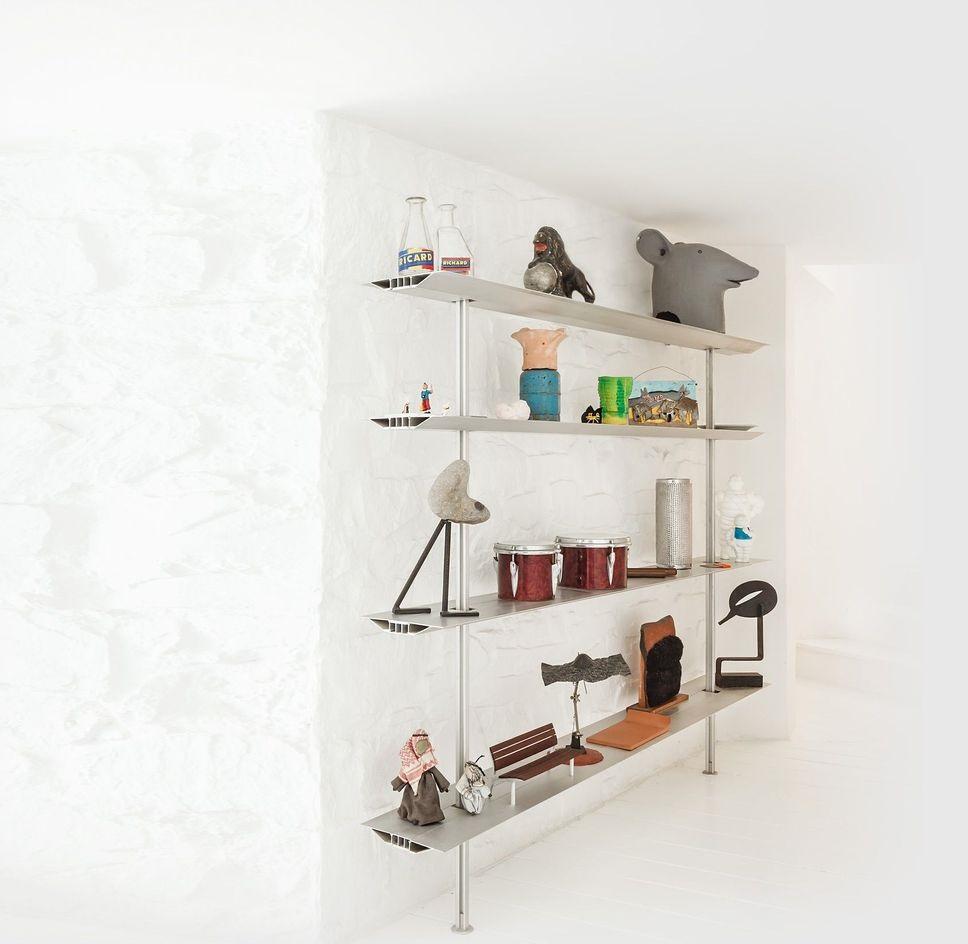 Hypostila Shelfs 
Dimensions: 
Flat shelf 15.5 cm (max. 250 cm in a single piece).
Flat shelf 25cm (max. 250 cm in a single piece).
Length of vertical support: 400 cm as maximum.
The shelves and vertical supports can be cut to measure according