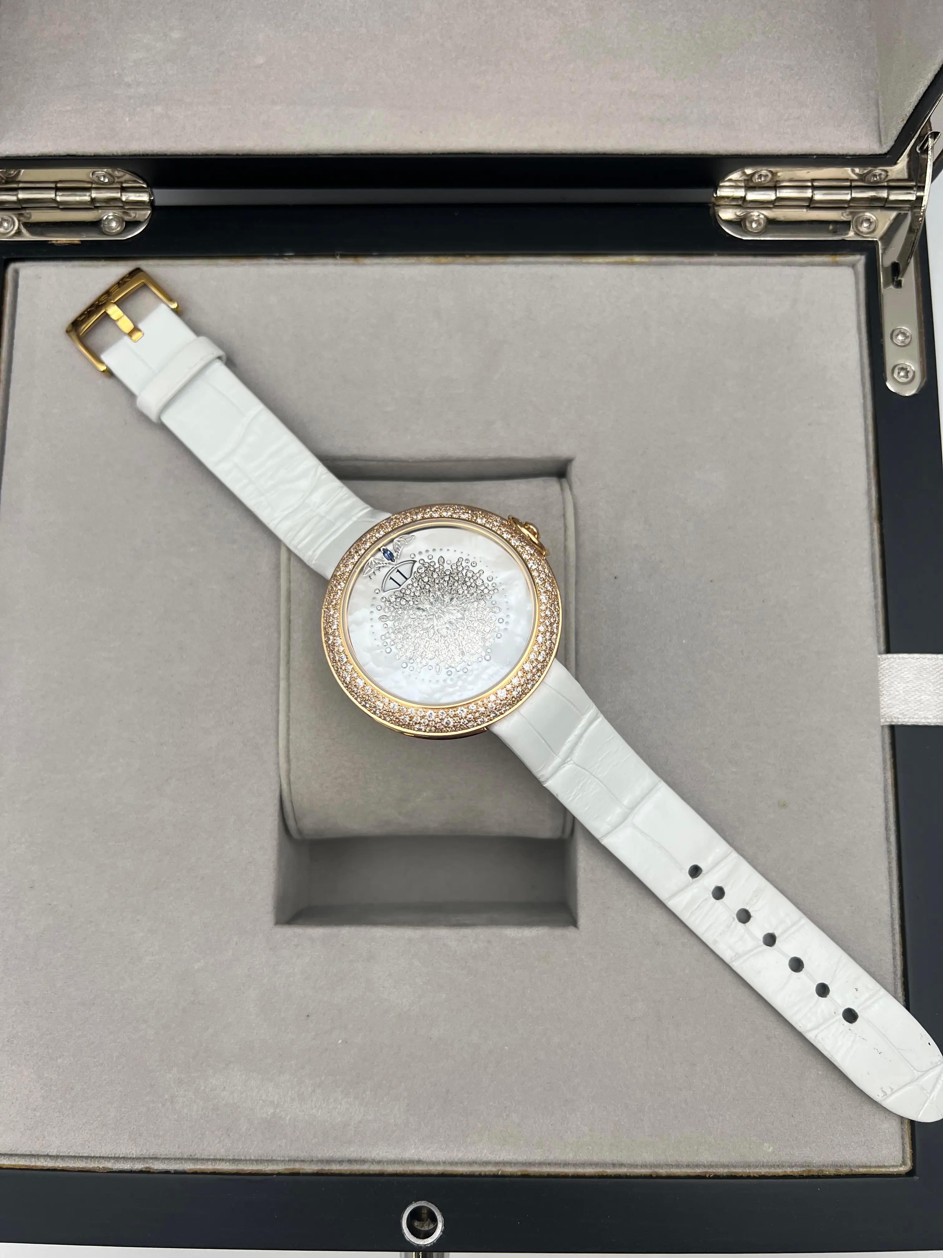 Hysek Kalysta Exotic Tale Jump Hour KA3926R95 18K Rose Gold MOP Full Diamond B&P For Sale 12