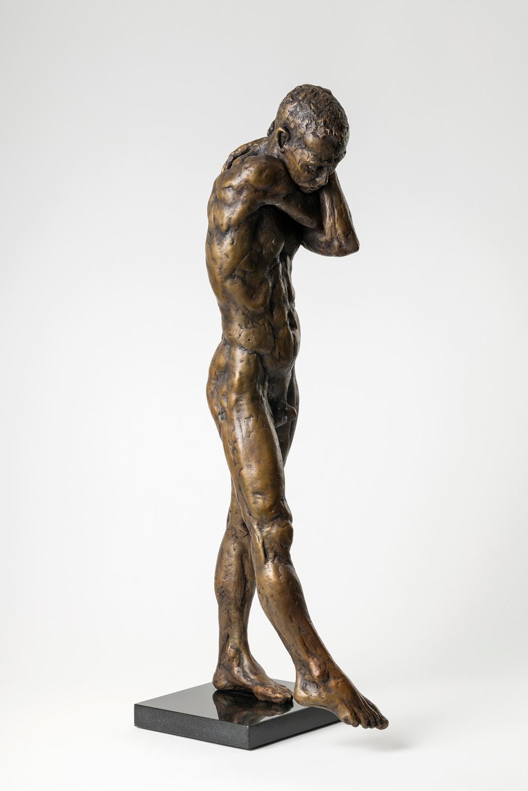 Studio a bracci ripiegati (Figura intera) in vendita 3