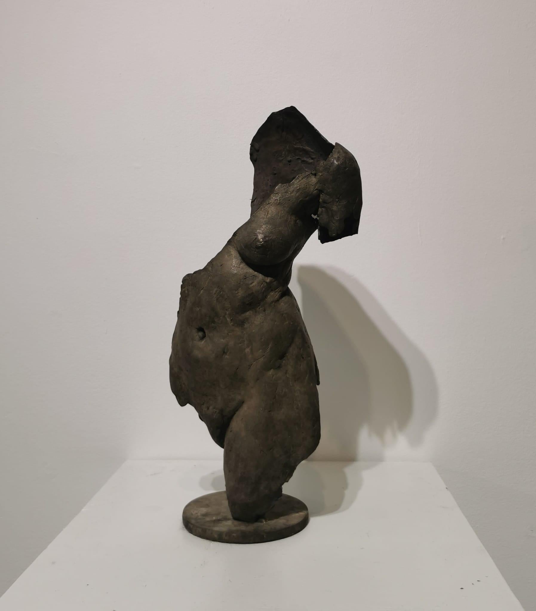 Zigzag  una scultura originale in bronzo - Sculpture di Hywel Pratley