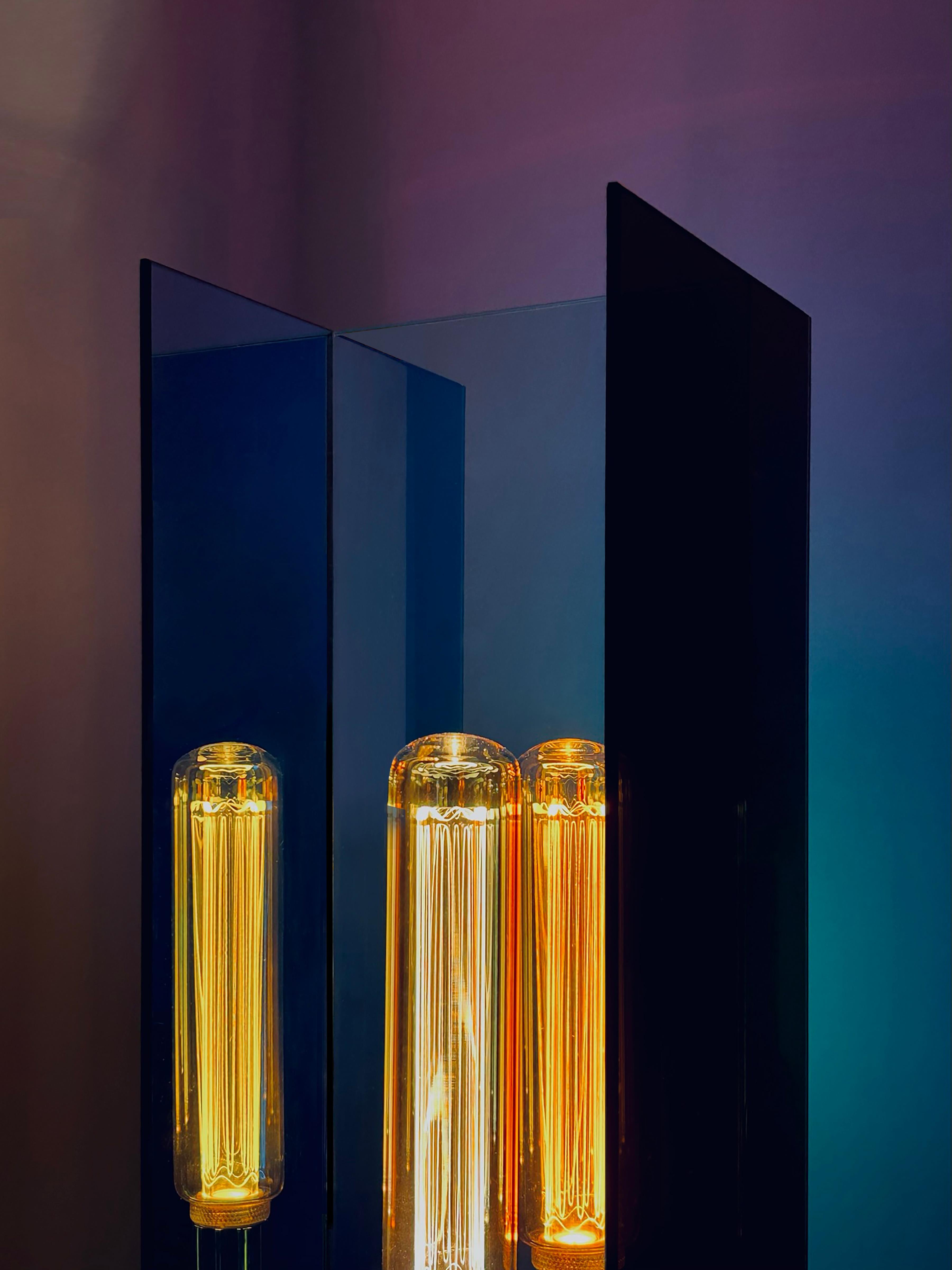 I-Beam II Dichroic Glass Table Lamp by Caroline Chao For Sale 3