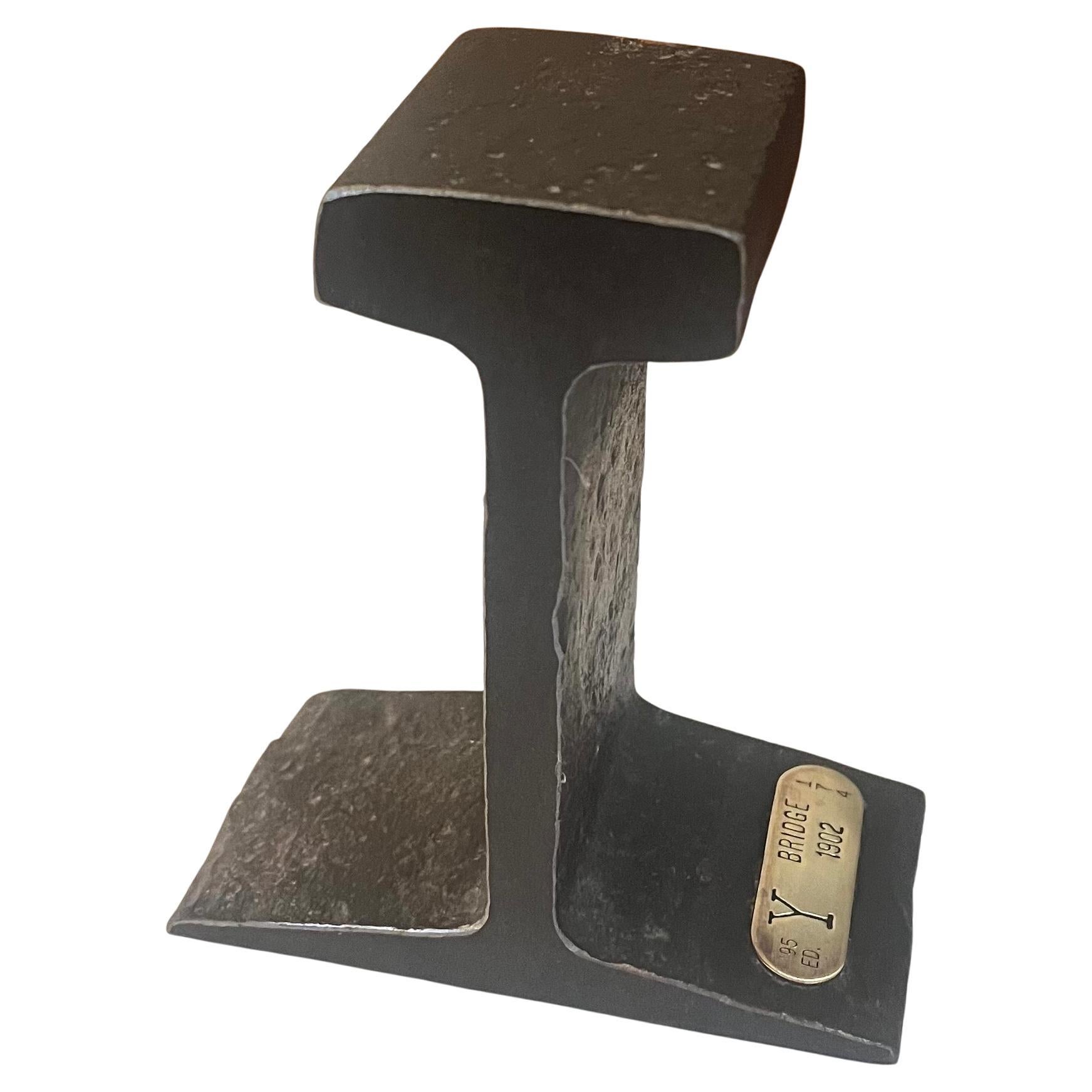 I Beam Original Piece From 1902 Y Bridge Collectible Stamped Bookend Doorstopper en vente