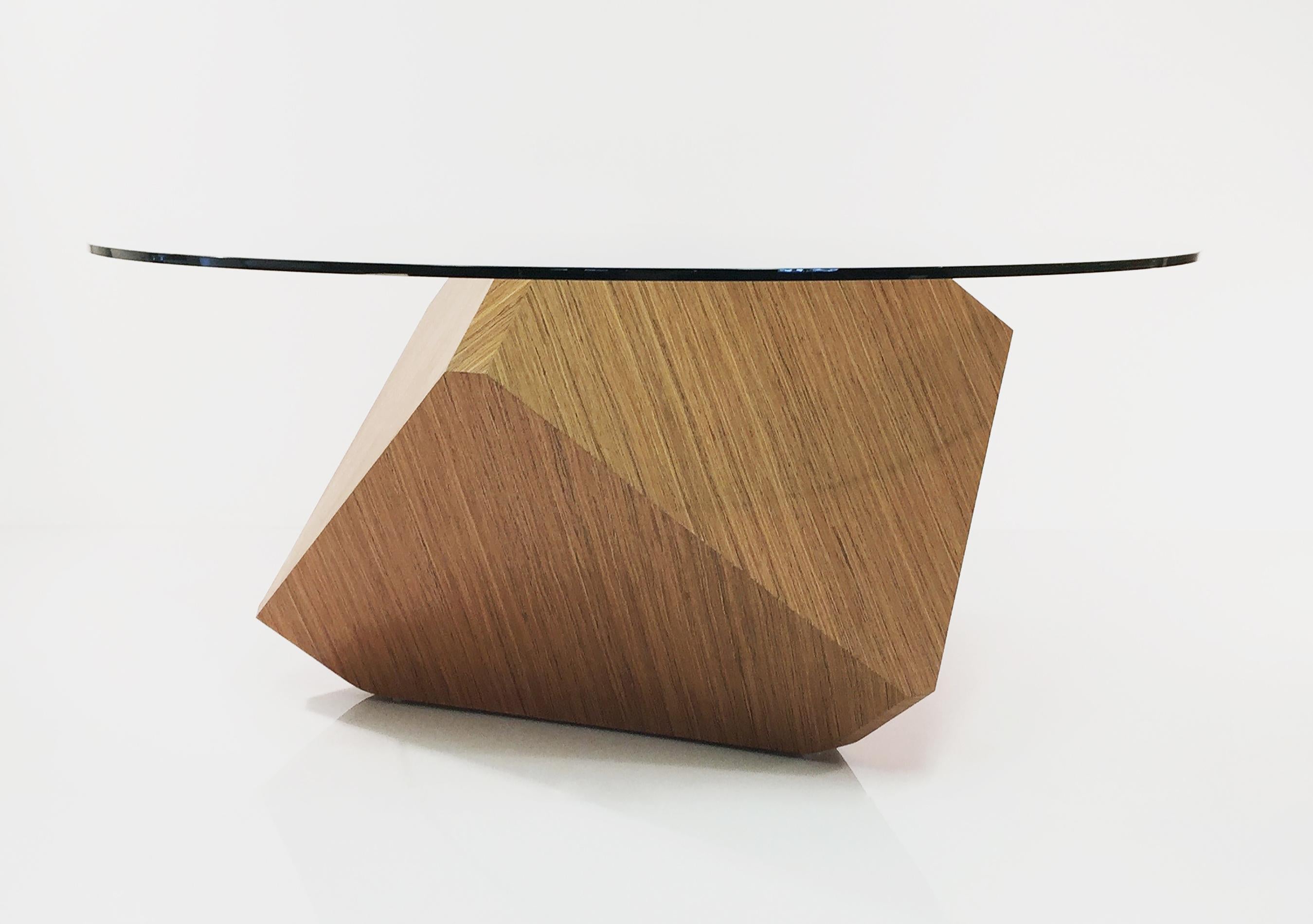 Minimalismo I+I ; intramontabile, degno di essere venerato ; vedi 'hal', tavolo moderno con piedistallo in vendita