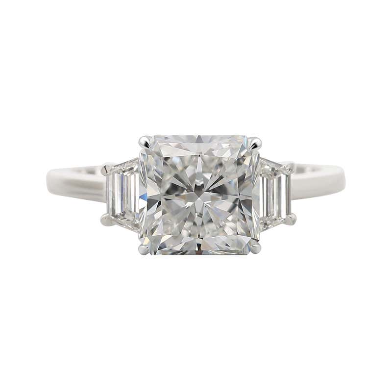 GIA 5.02 Carat Radiant-Cut 3 Stone Diamond and Platinum Ring For Sale ...