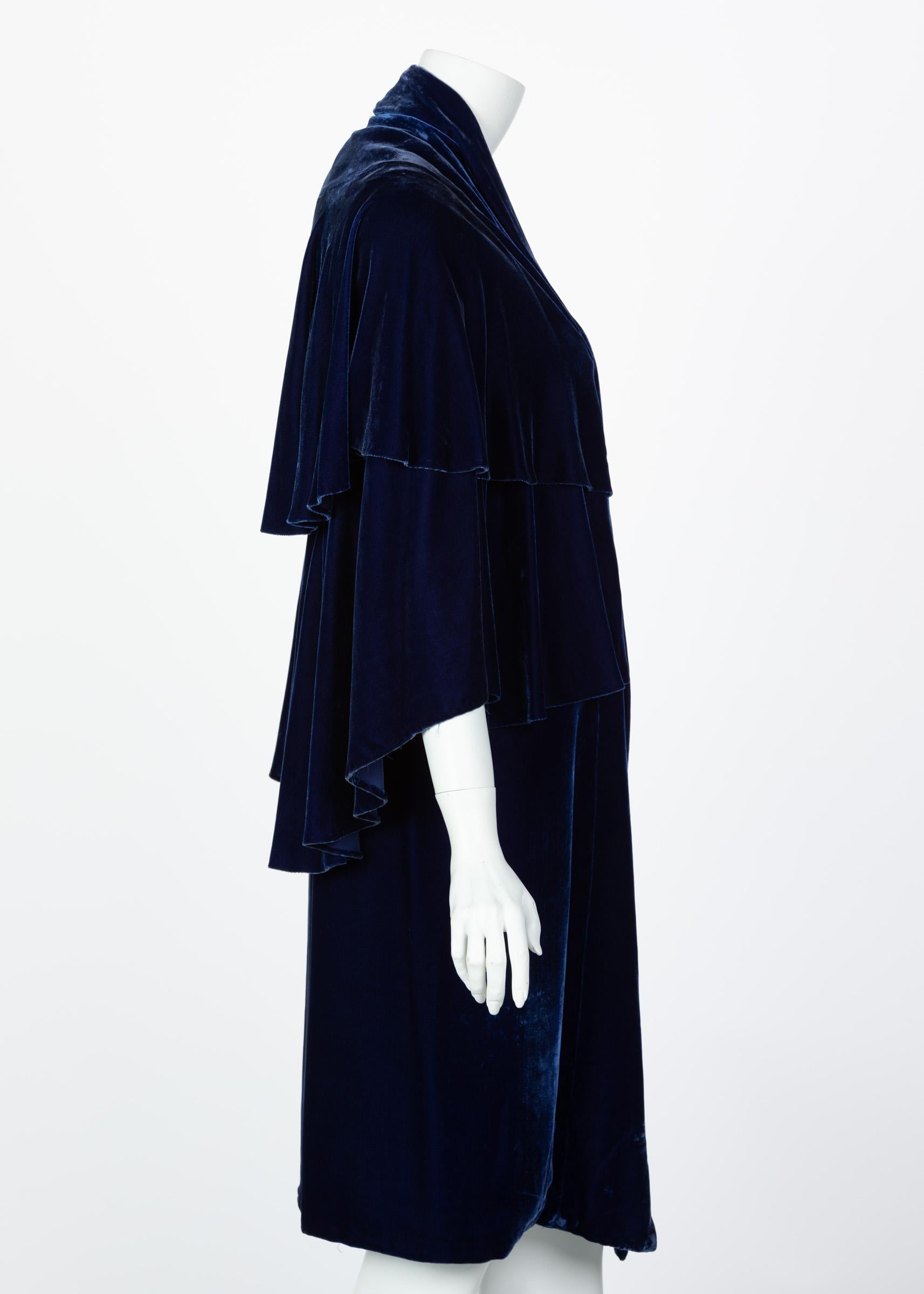 Women's I Magnin & Co. Blue Silk velvet Evening Cape Coat, 1930s For Sale