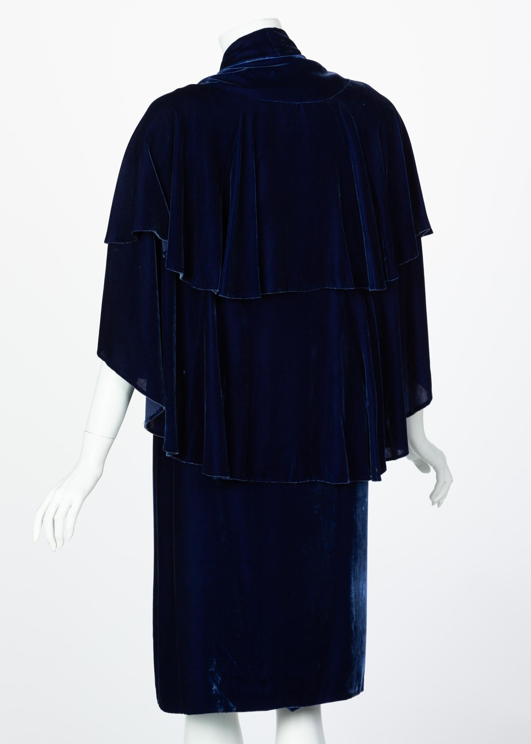 I Magnin & Co. Blue Silk velvet Evening Cape Coat, 1930s For Sale 1