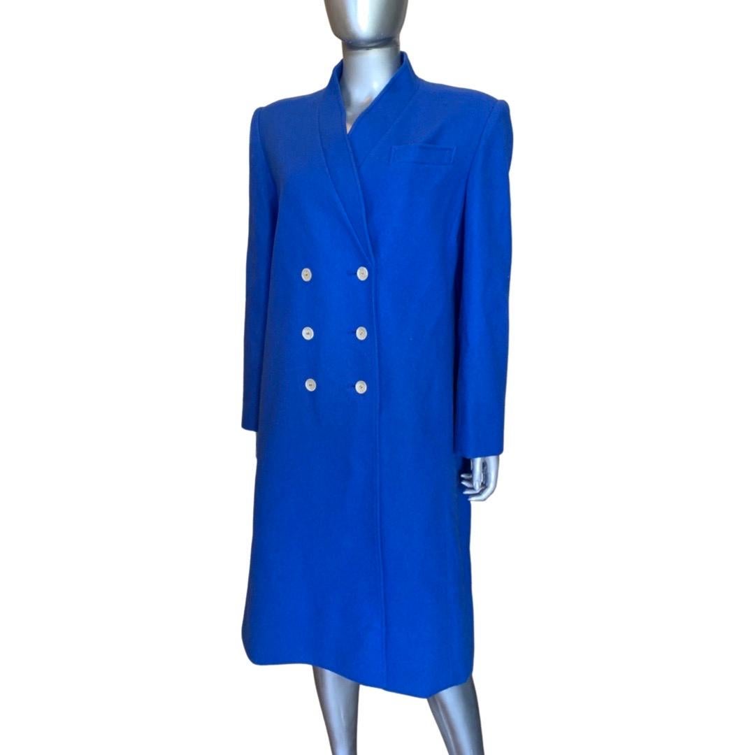 I Magnin Vintage Cobalt Blue Wool Double Breasted Modern Coat Size 10/12 For Sale 2