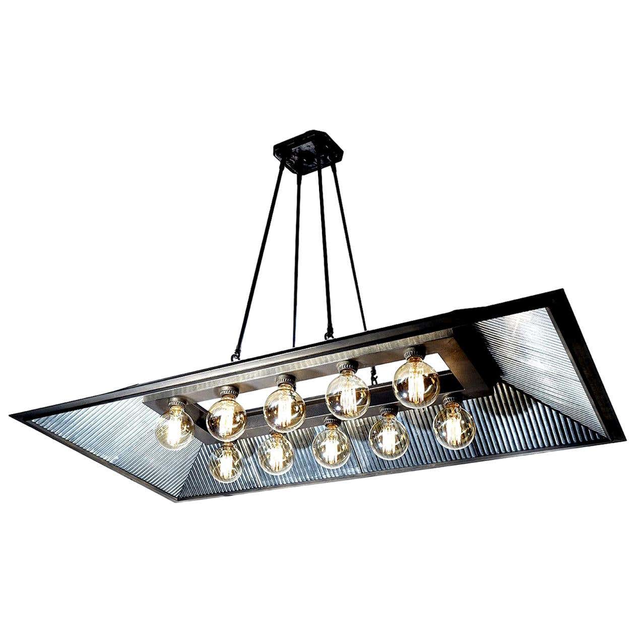 Lustre rectangulaire à dix lumières de style I. P. Frink En vente sur ...