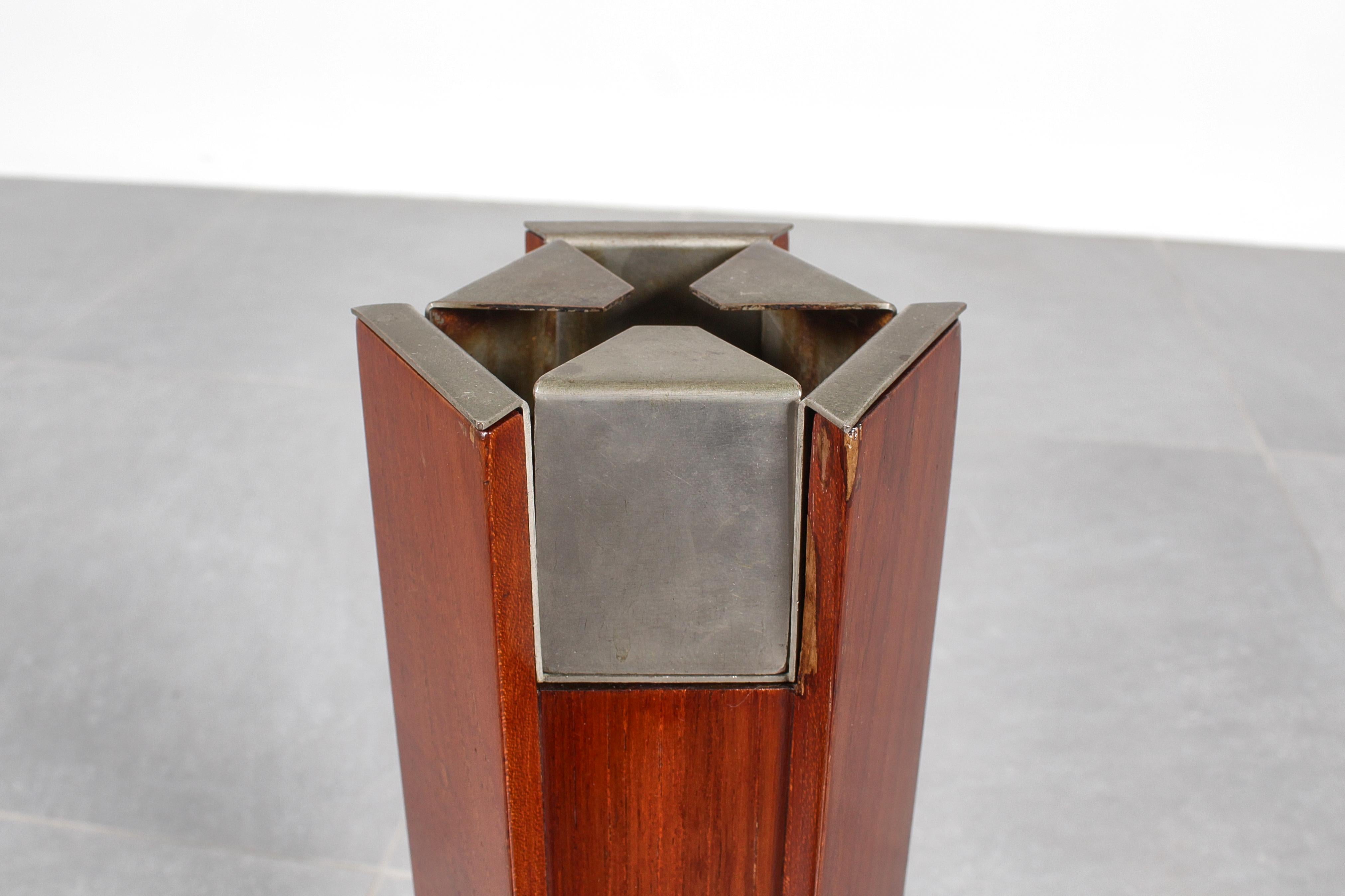 I. Parisi for Stildomus mod. 