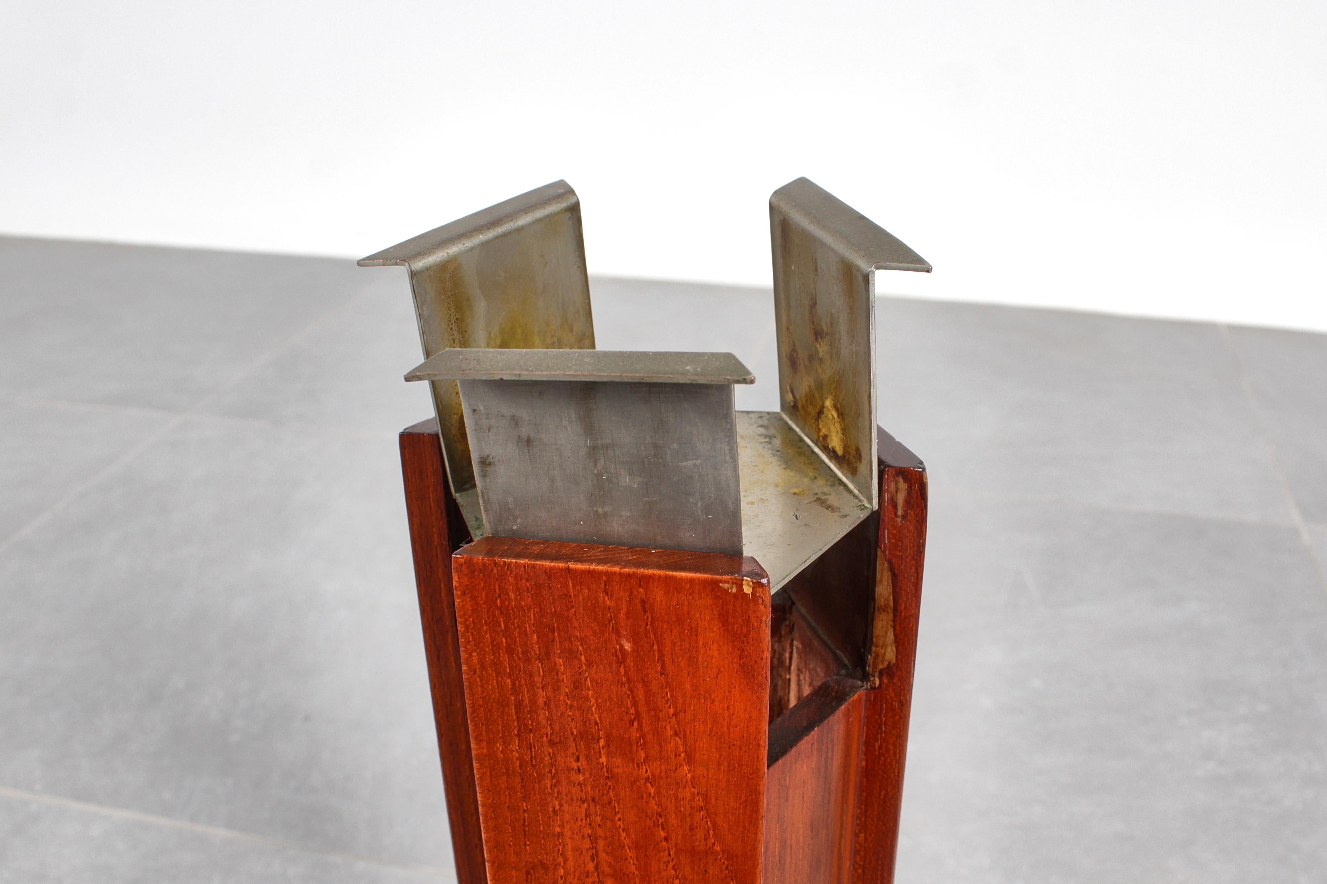 Metal I. Parisi for Stildomus mod. 