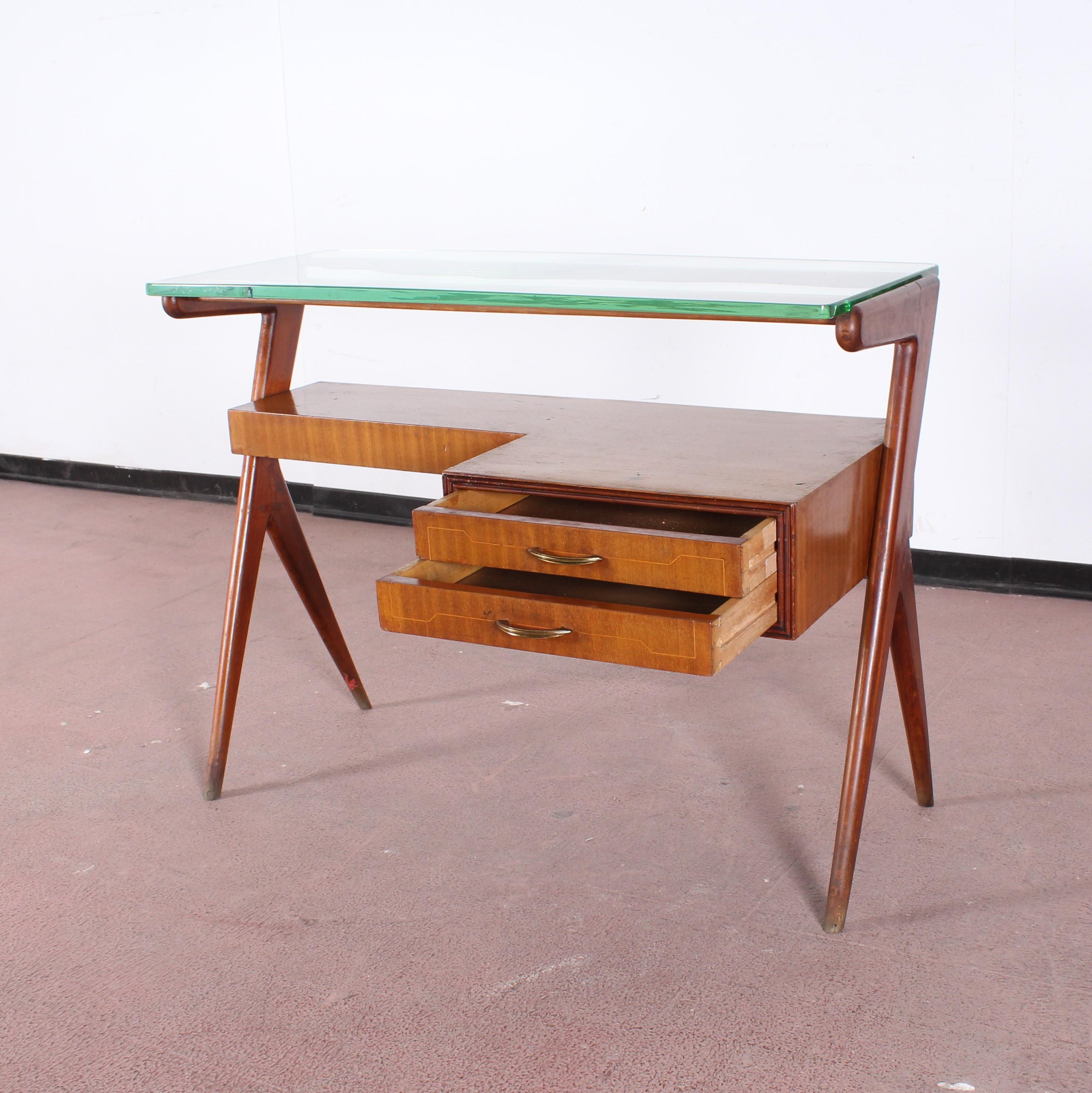 I. Parisi Geometric Midcentury Small Wood and Thick Glass Desk Table Italy 1950s 3