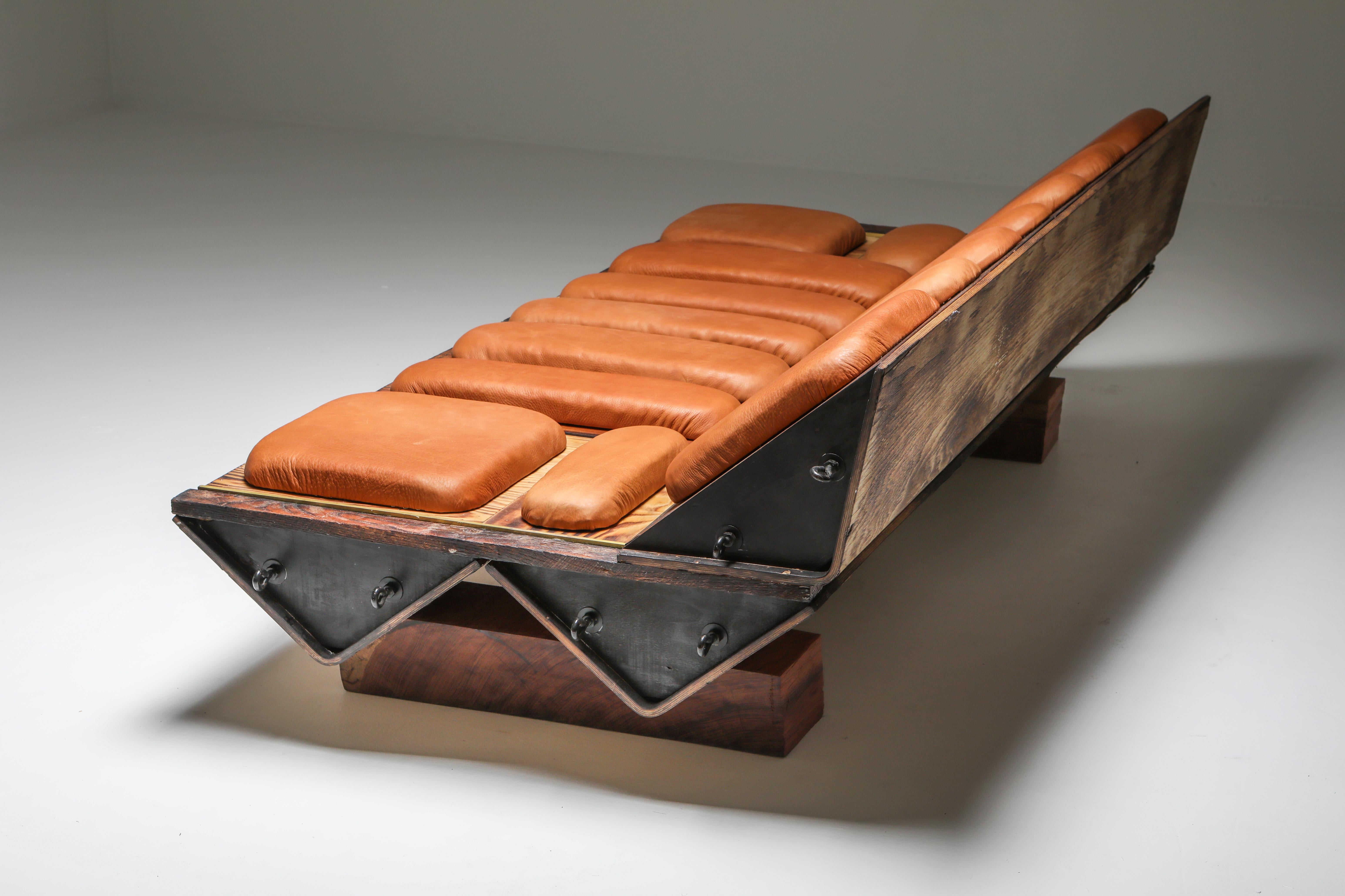 Postmoderne Banc d'assemblage « I Studebaker » avec éléments en bois et en cuir, Lionel Jadot en vente