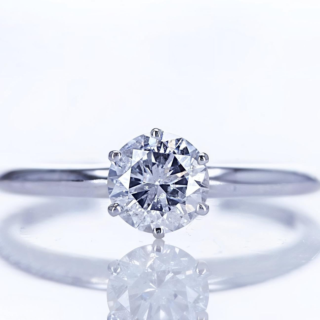Élégante bague solitaire en or blanc 14 carats avec diamant naturel de 0,80 carat Neuf - En vente à רמת גן, IL