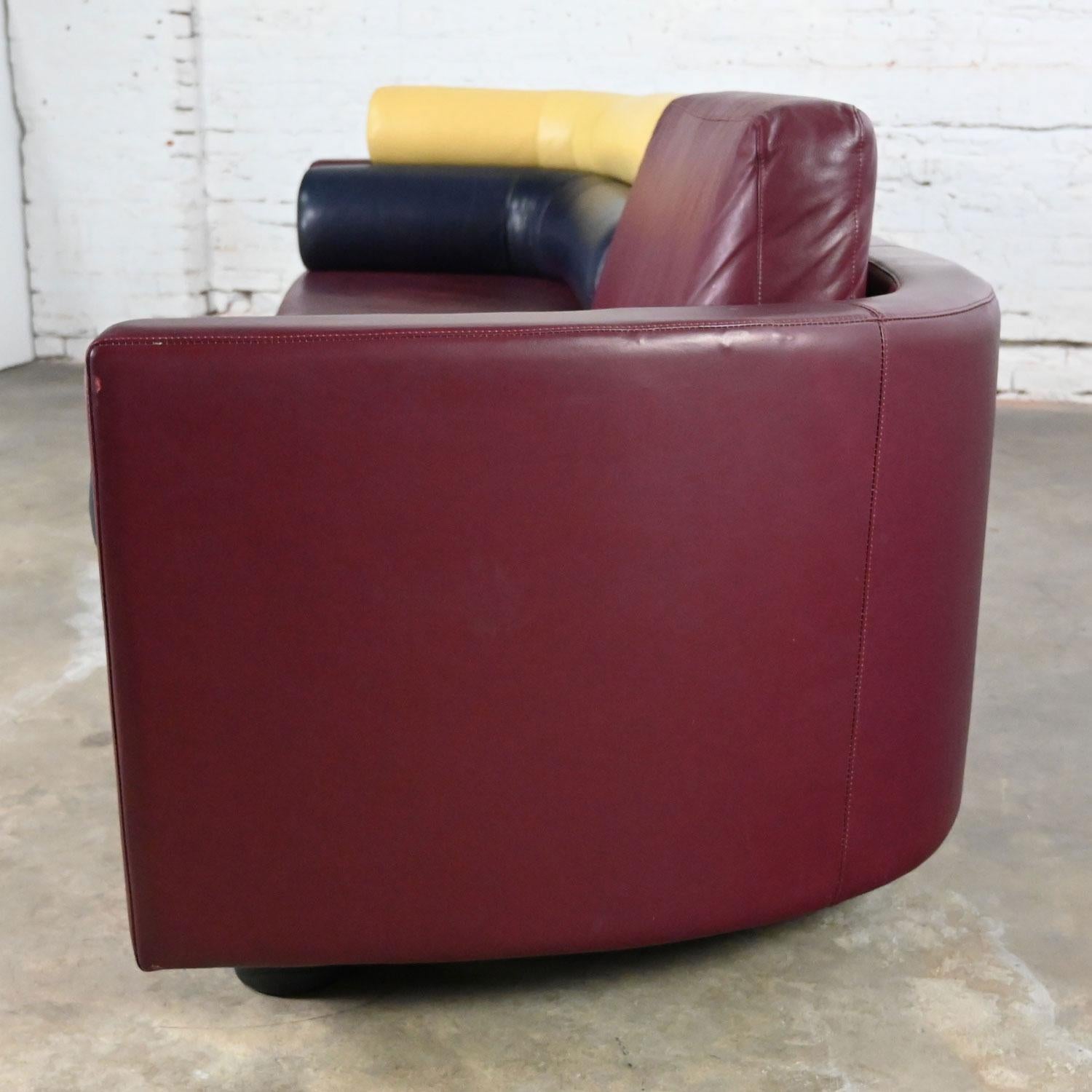 I4 Mariani Postmodernes italienisches Molto + Di Maroon Leder-Sofa Ammannati -Vitelli im Angebot 8