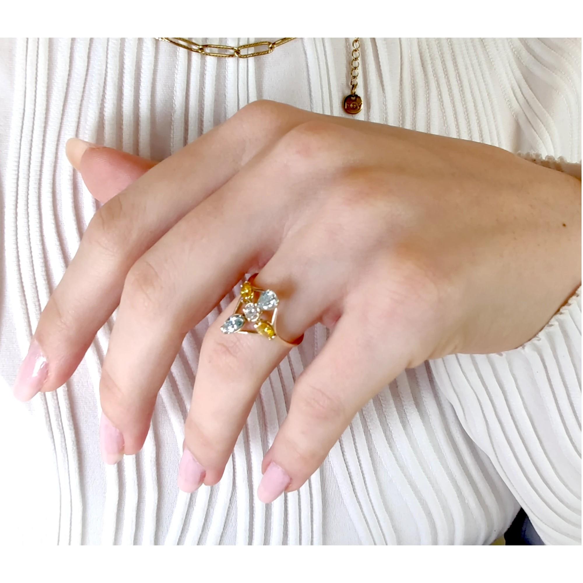 Brilliant Cut IAG Certified 1.00 Carat Diamonds Unique Fancy Diamond 14K Gold Ring For Sale