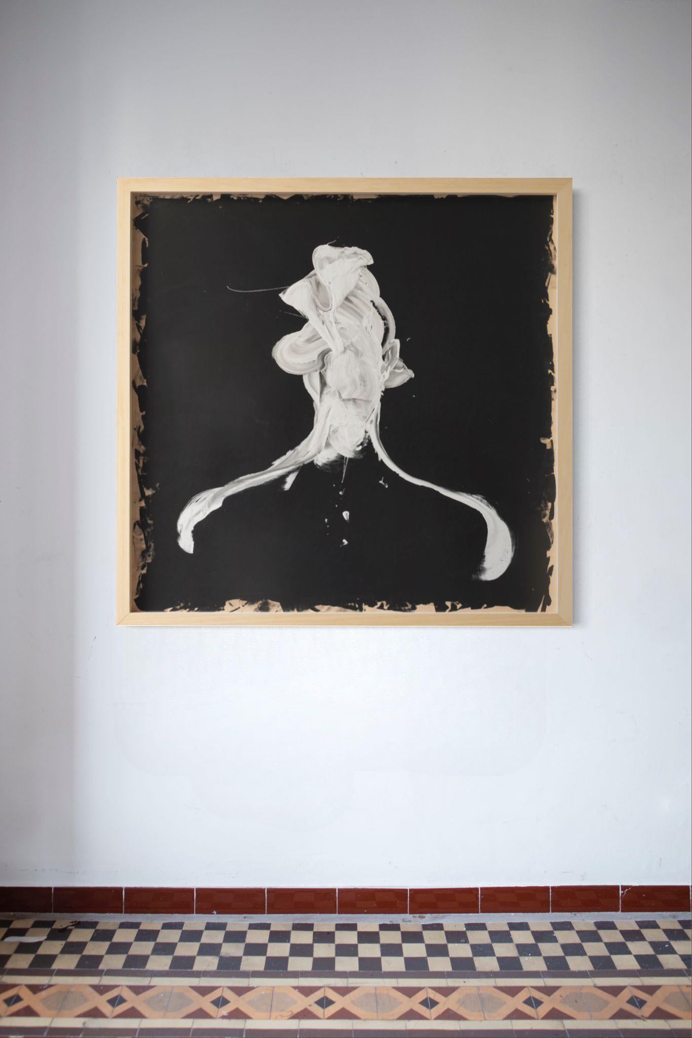 ABSTRACT Painting Black and White by Spanish Artist Iñaki Moreno 2022 3