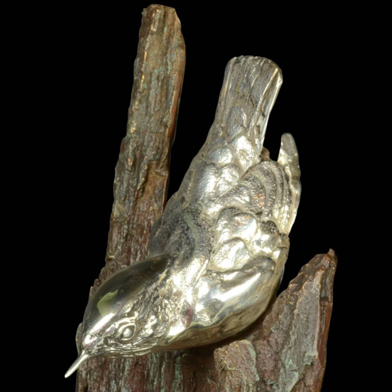 A finely modelled sterling silver Nuthatch on a bronze bark - Black Figurative Sculpture by Ian Bowles